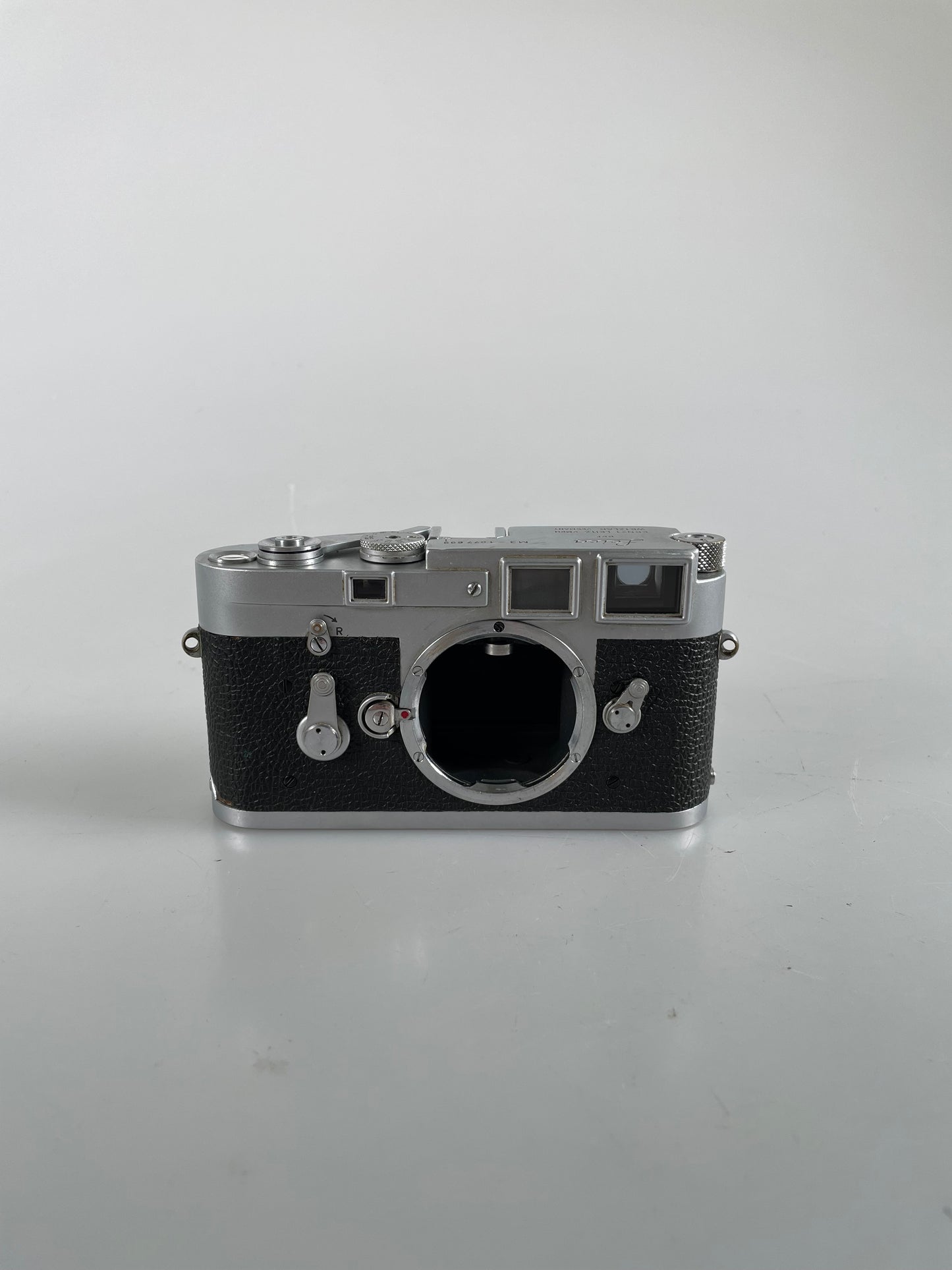 Leica M3 SS Single Stroke Rangefinder 35mm Film Camera Chrome SN:1077XXX