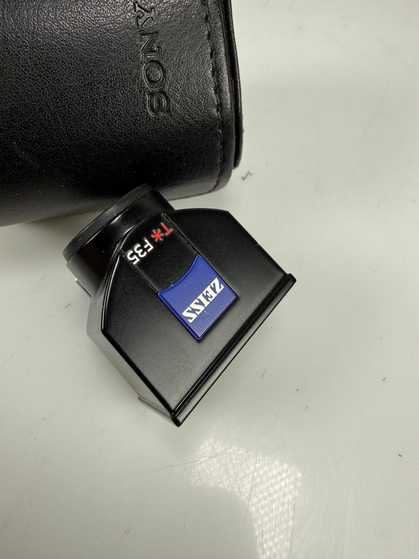 Zeiss T* 35mm Brightline Viewfinder FDA-V1 Sony Zeiss, Shoe Mount Optical Finder