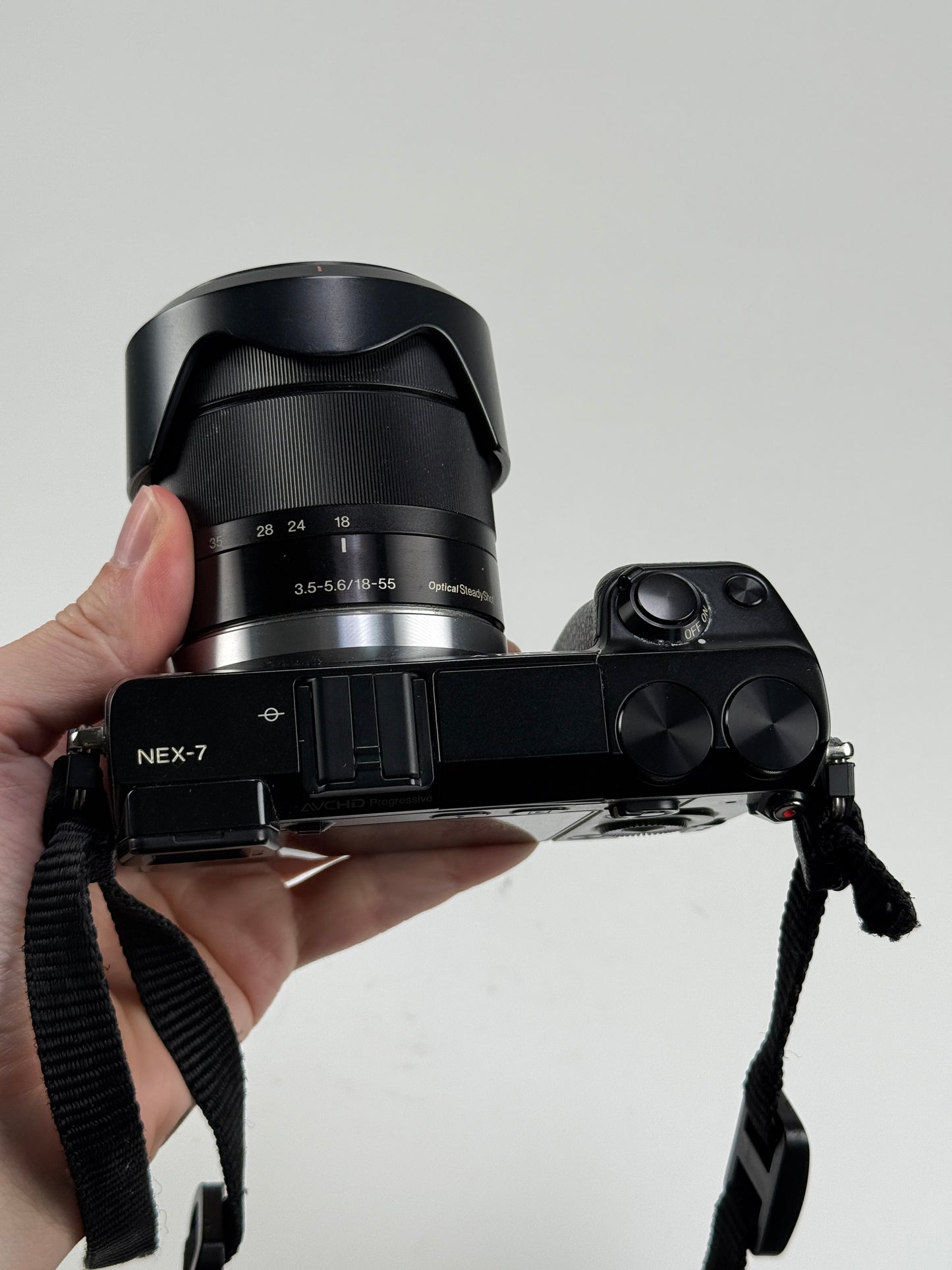 Sony Alpha NEX-7 24.3MP Body with 18-55mm OSS  Digital Mirrorless Camera Kit