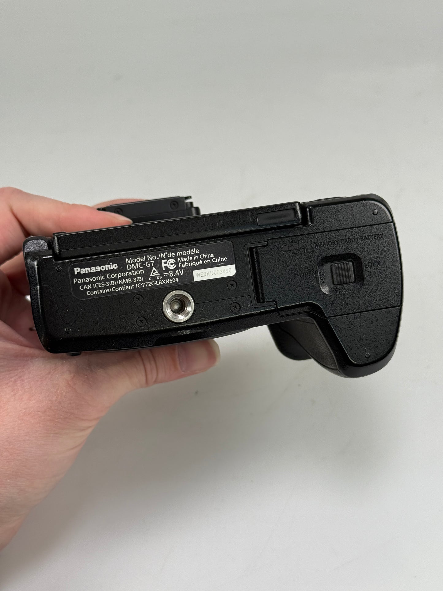 Panasonic Lumix DMC-G7 16MP Mirrorless MFT Digital Camera Body