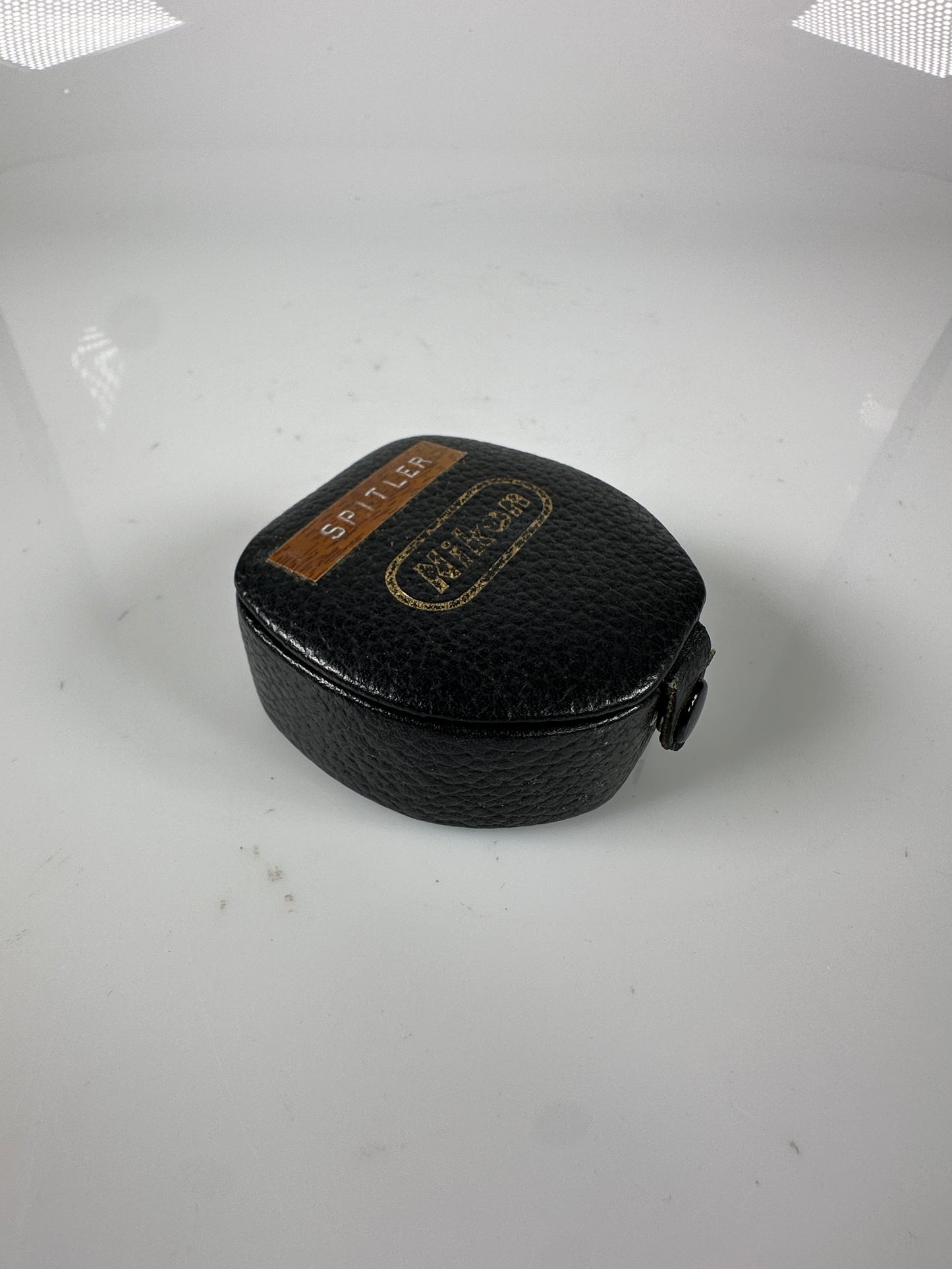 Nikon 20D (dptr / diopter) Ophthalmology/Optometry Lens and Case