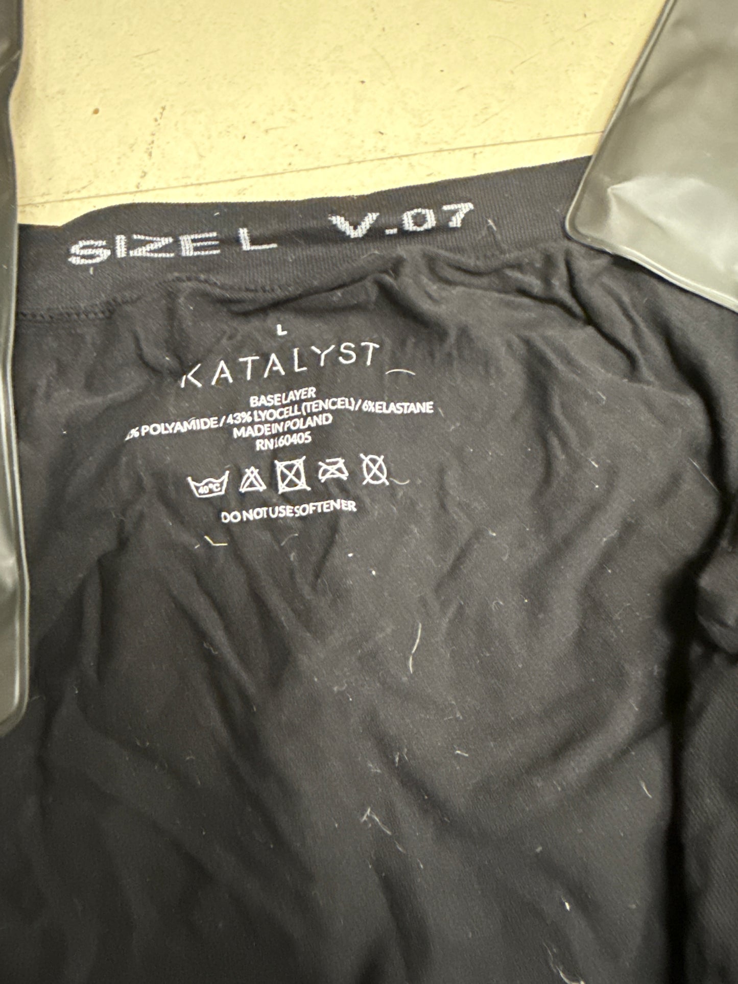 Complete Katalyst EMS Body Training System; Suit - L, Base layer, arms Size M