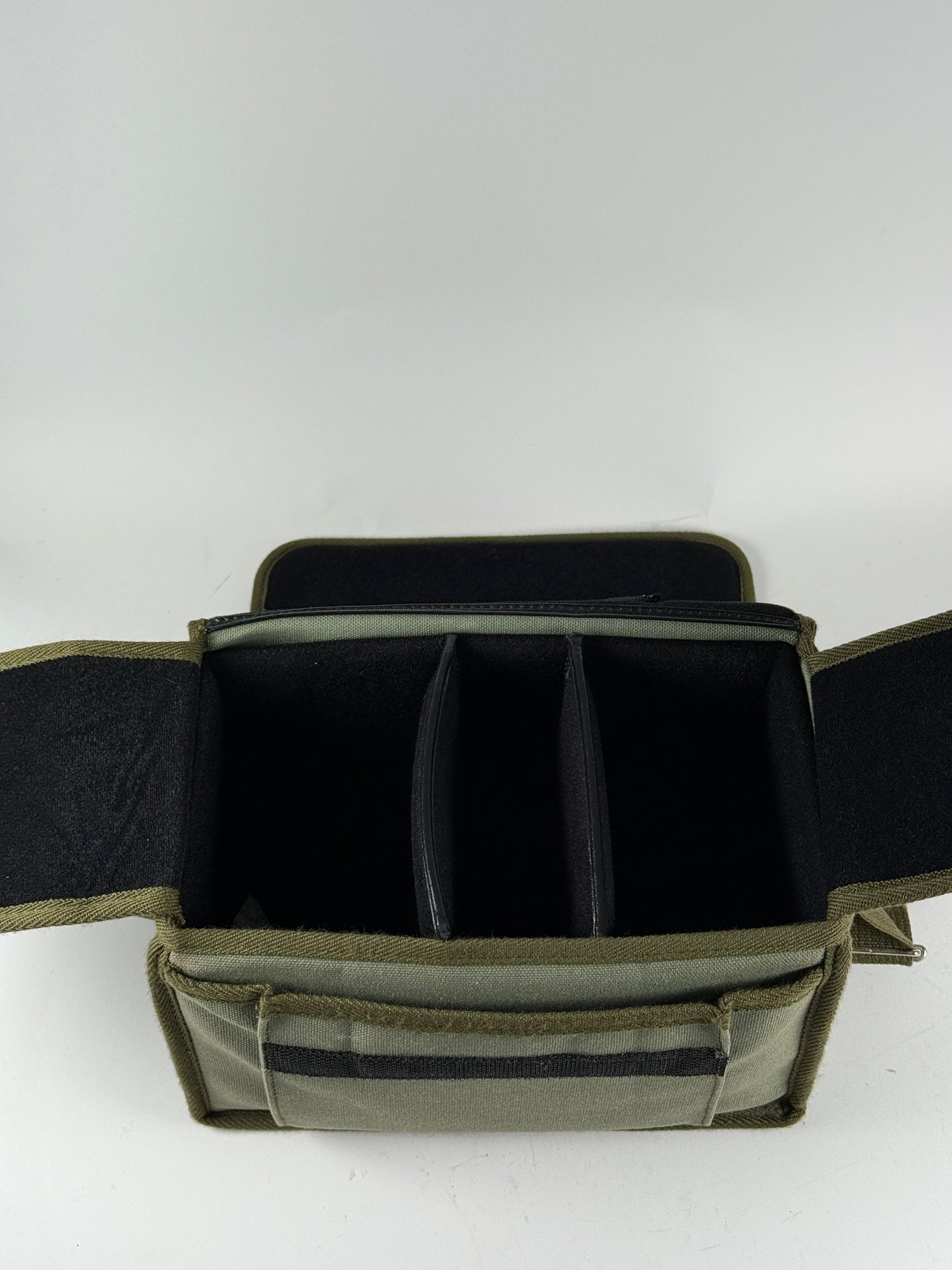 Nikon ME FG Camera Case Genuine OEM Canvas Khaki Green Case