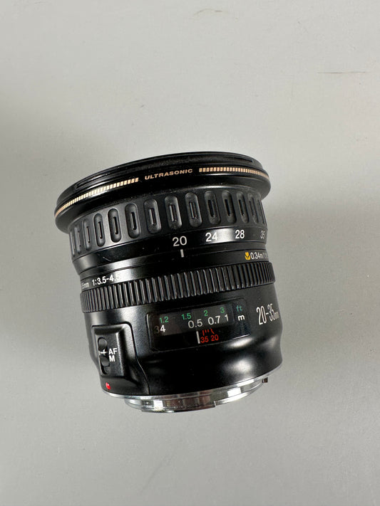 Canon EF 20-35mm F3.5-4.5 USM Wide Angle Zoom Lens