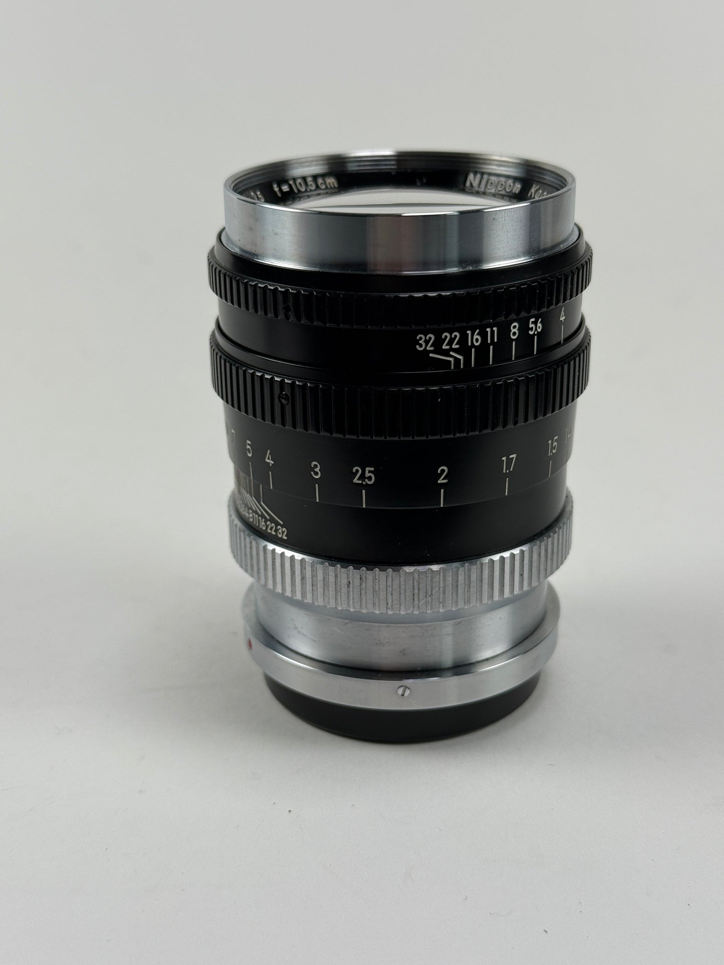 Nikkor P 10.5cm 105mm f2.5 Nippon Kogaku Japan Black Rangefinder S mount Lens