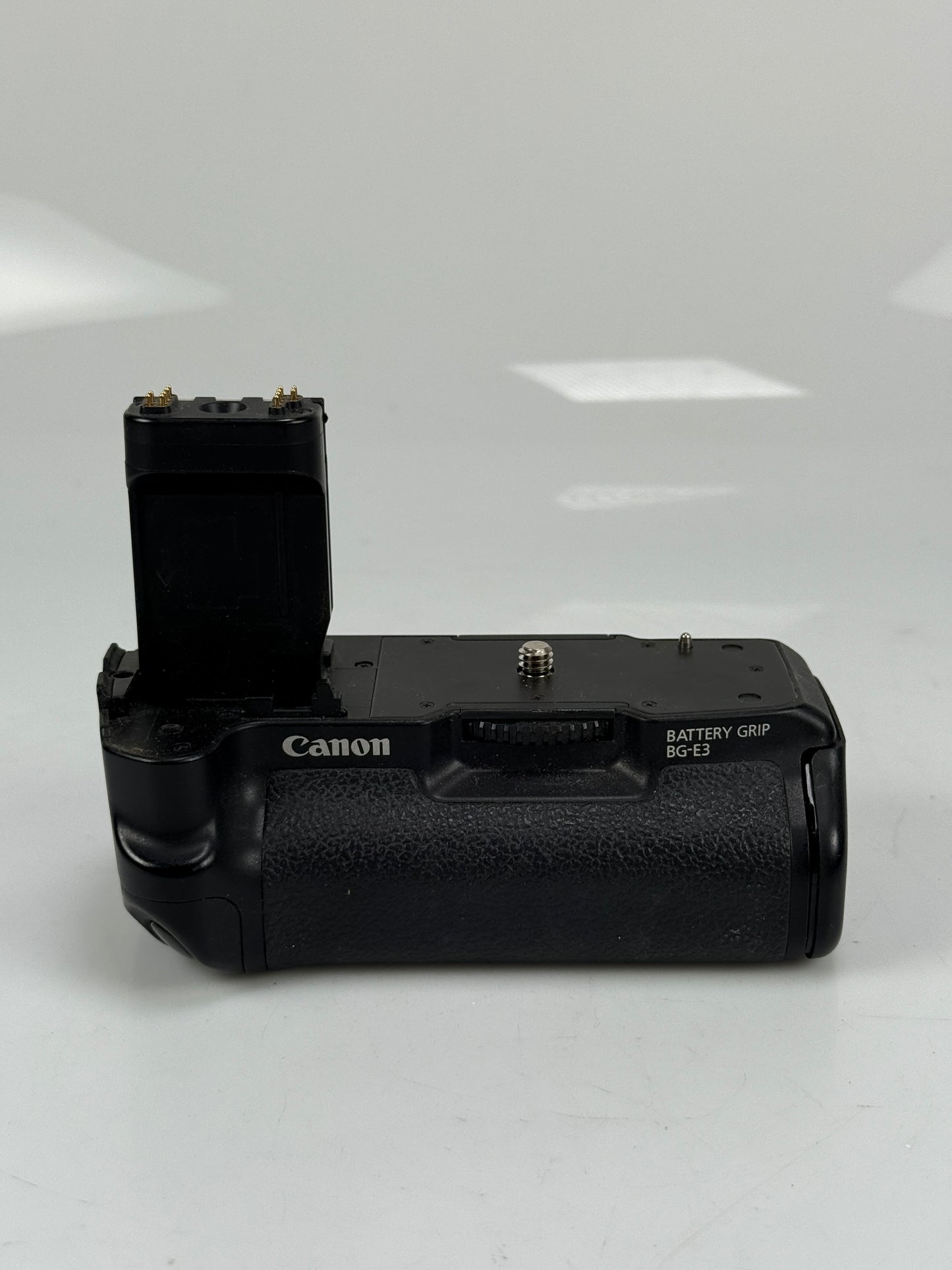 Canon BG E3 AA Battery Grip for EOS Rebel XTi & XT Digital Cameras