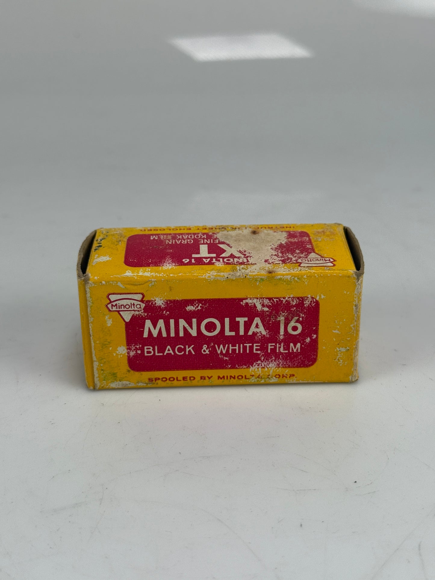 Minolta 16 XT subminiature film B&W RARE 20 exp