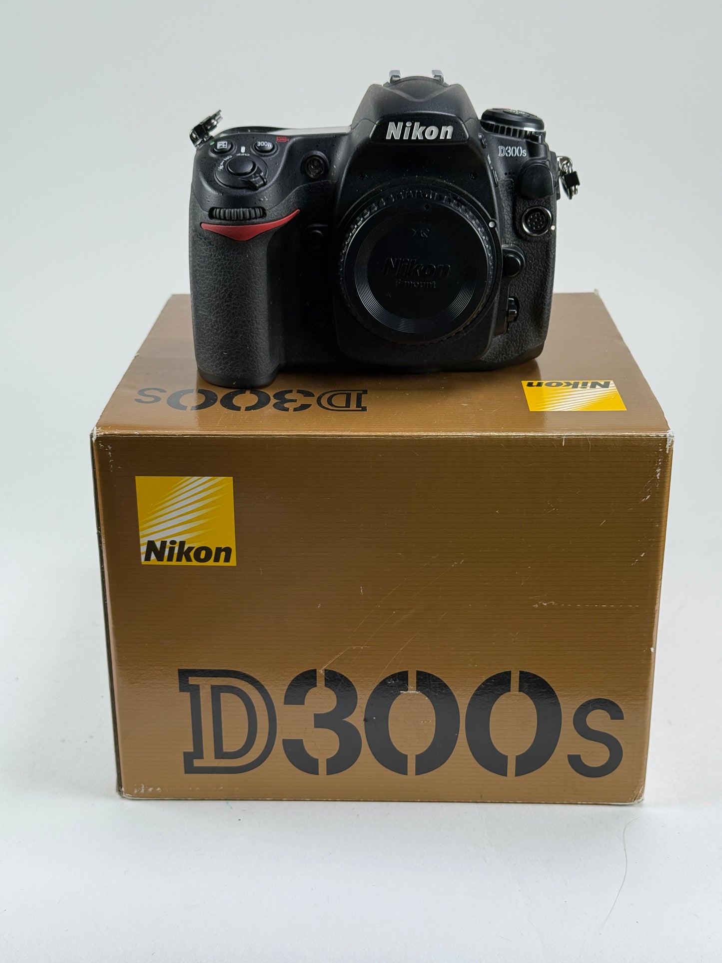 Nikon D300S 12.3MP Digital SLR Camera Body