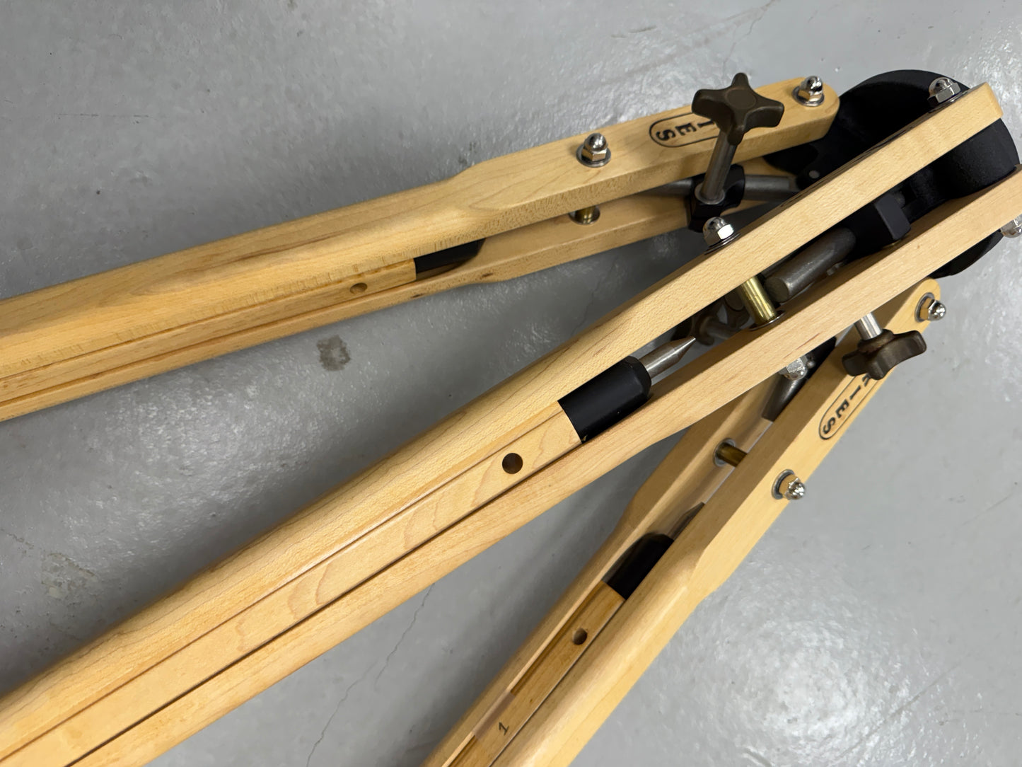 Ries Junior J100-2 wooden large format camera tripod