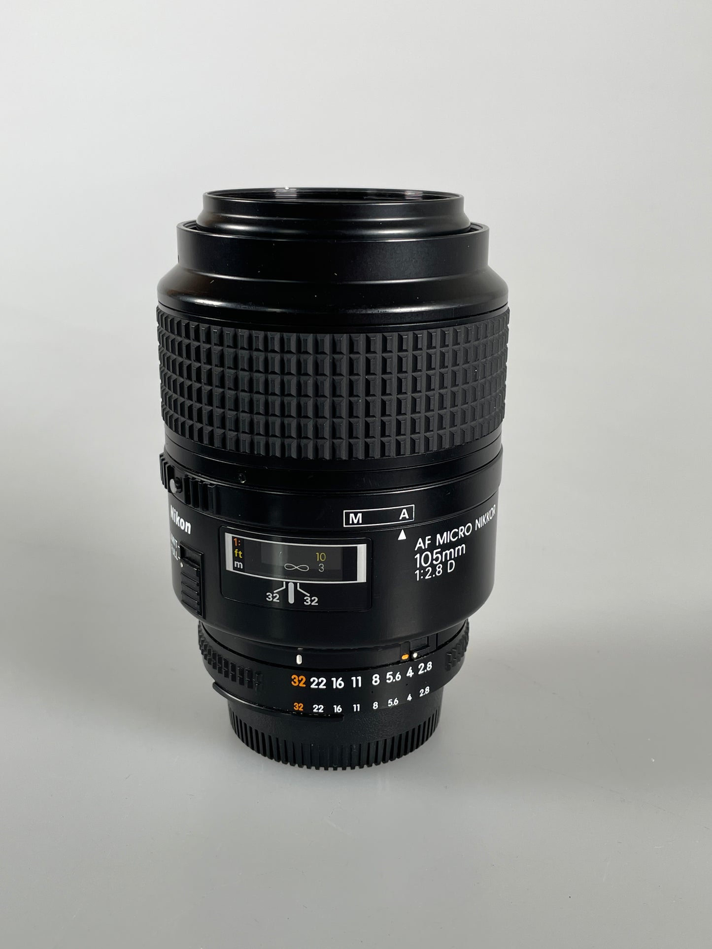 Nikon Nikkor AF 105mm f2.8 D Micro Lens