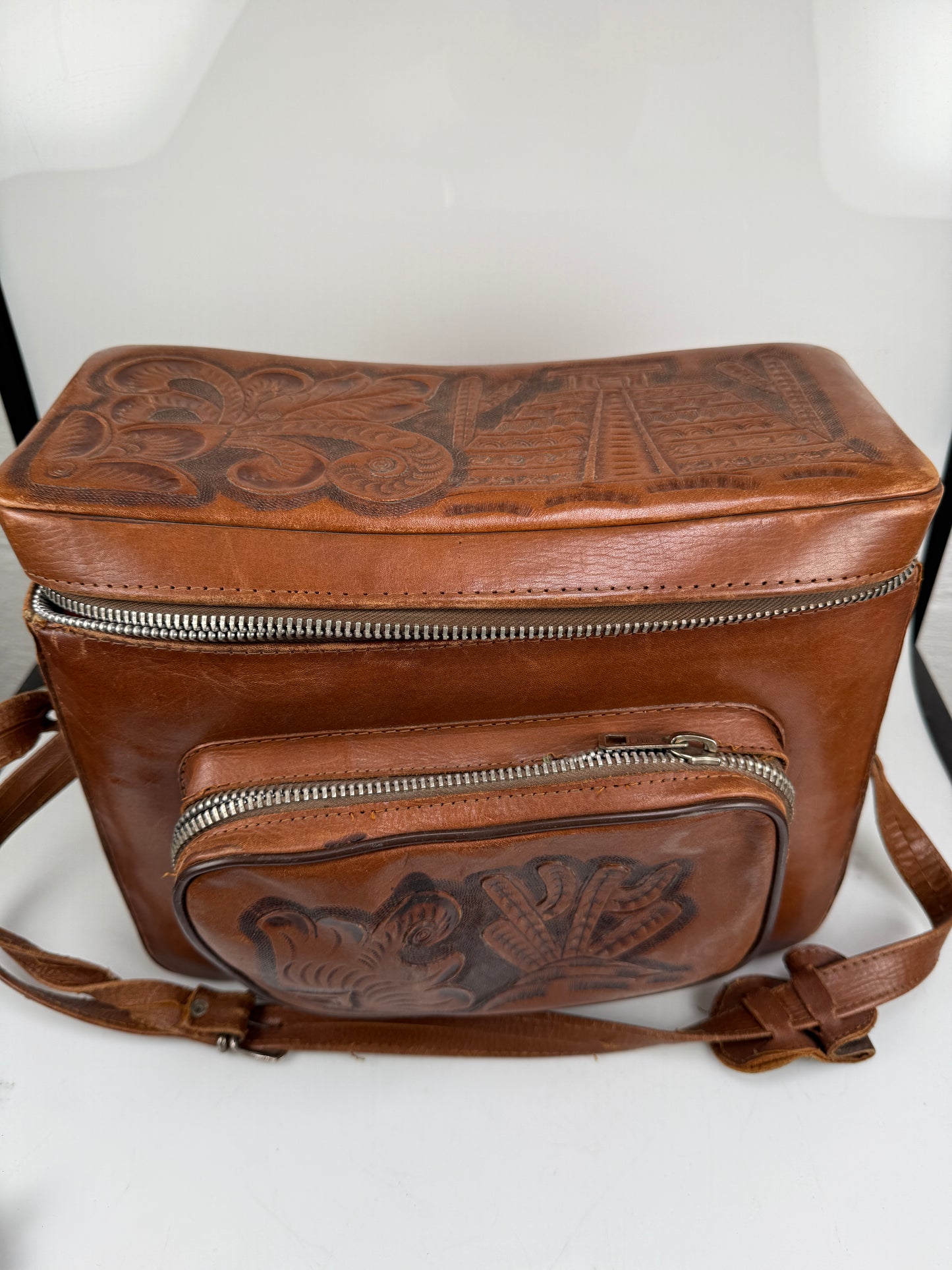 Vintage Genuine Brown Leather Camera Case Bag Mayan chichen Itza Mexico