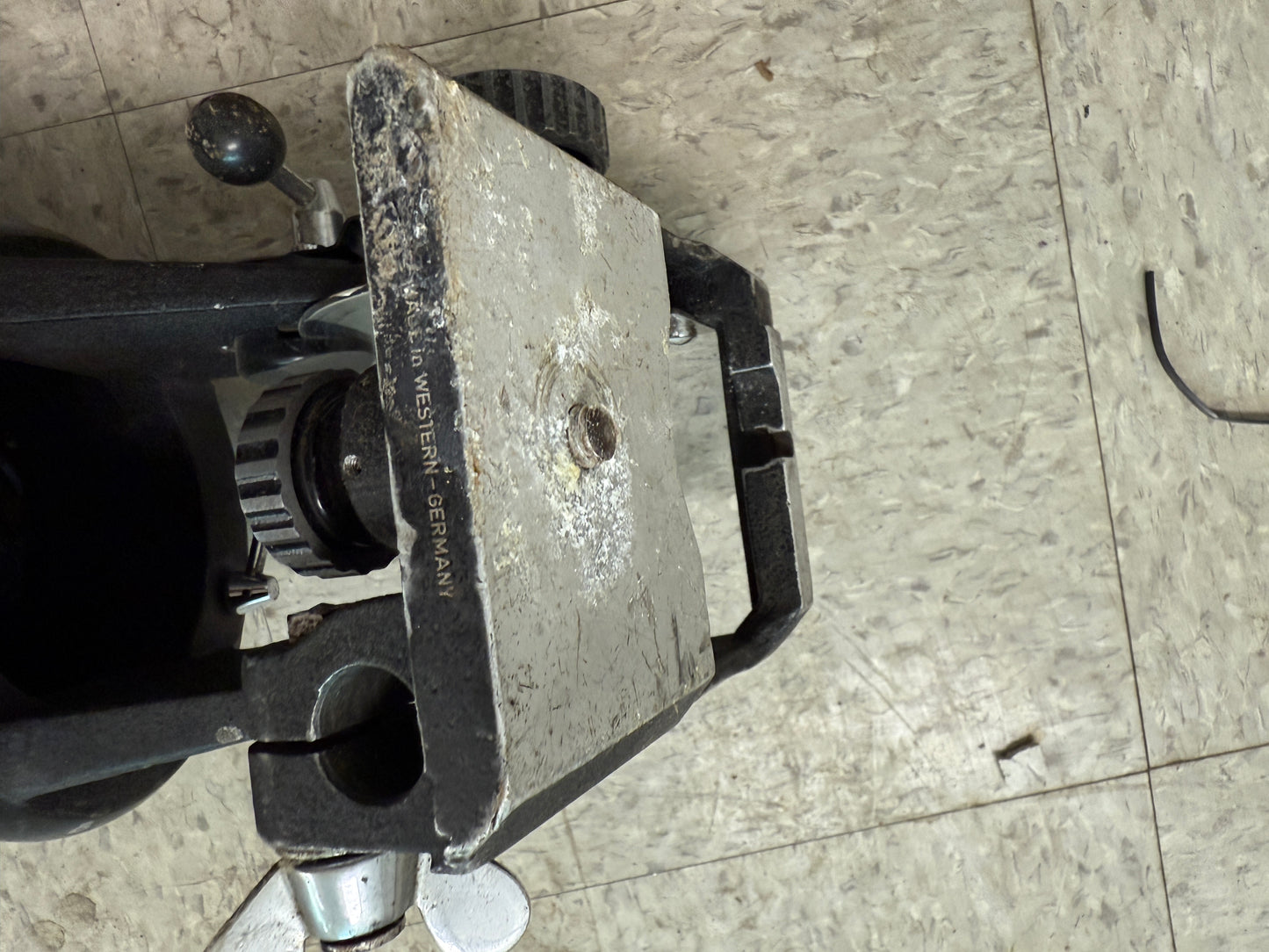 Arri wooden tripod with tilt head RARE vintage short