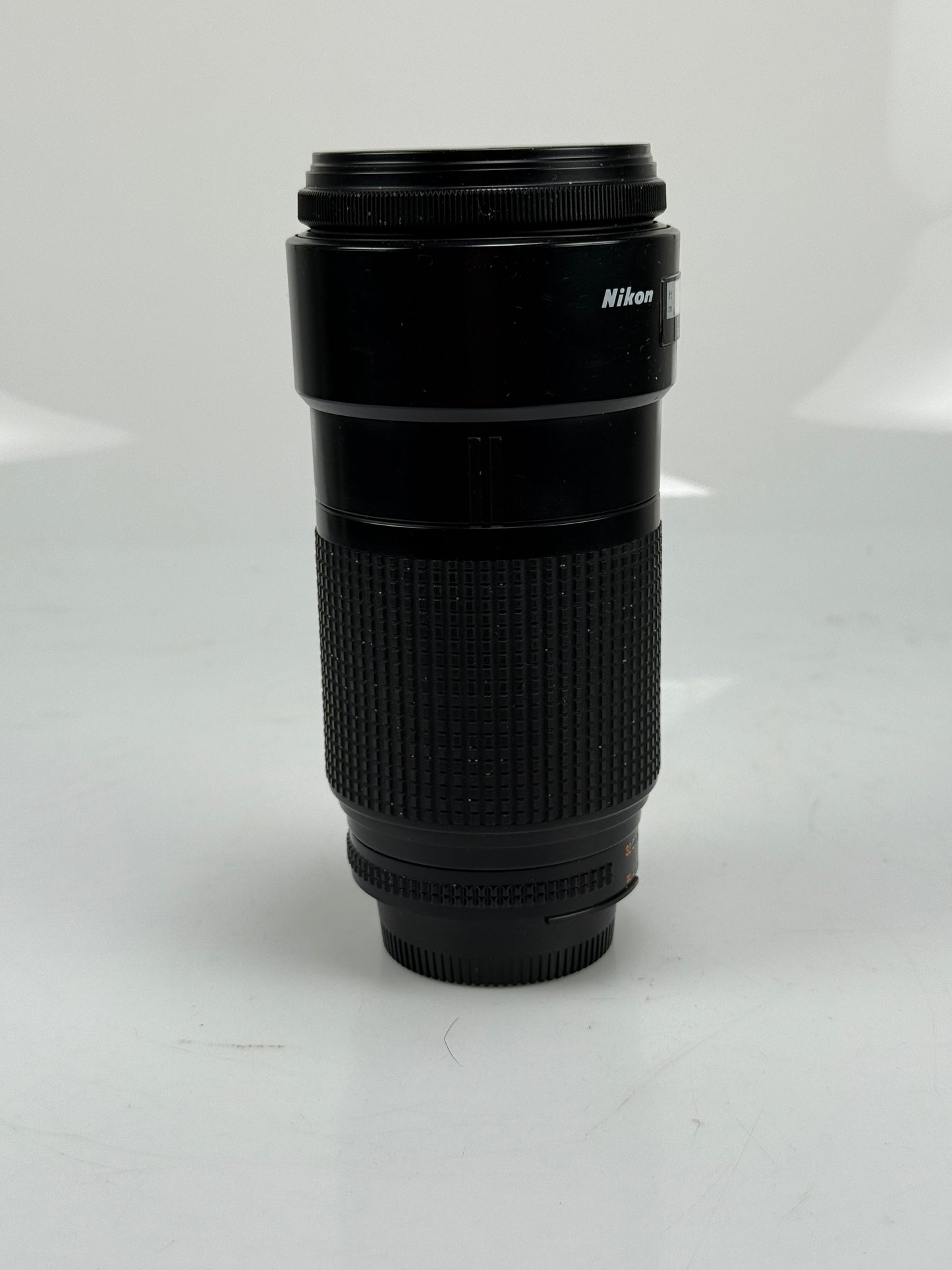Nikon Nikkor AF 70-210mm f4 Lens
