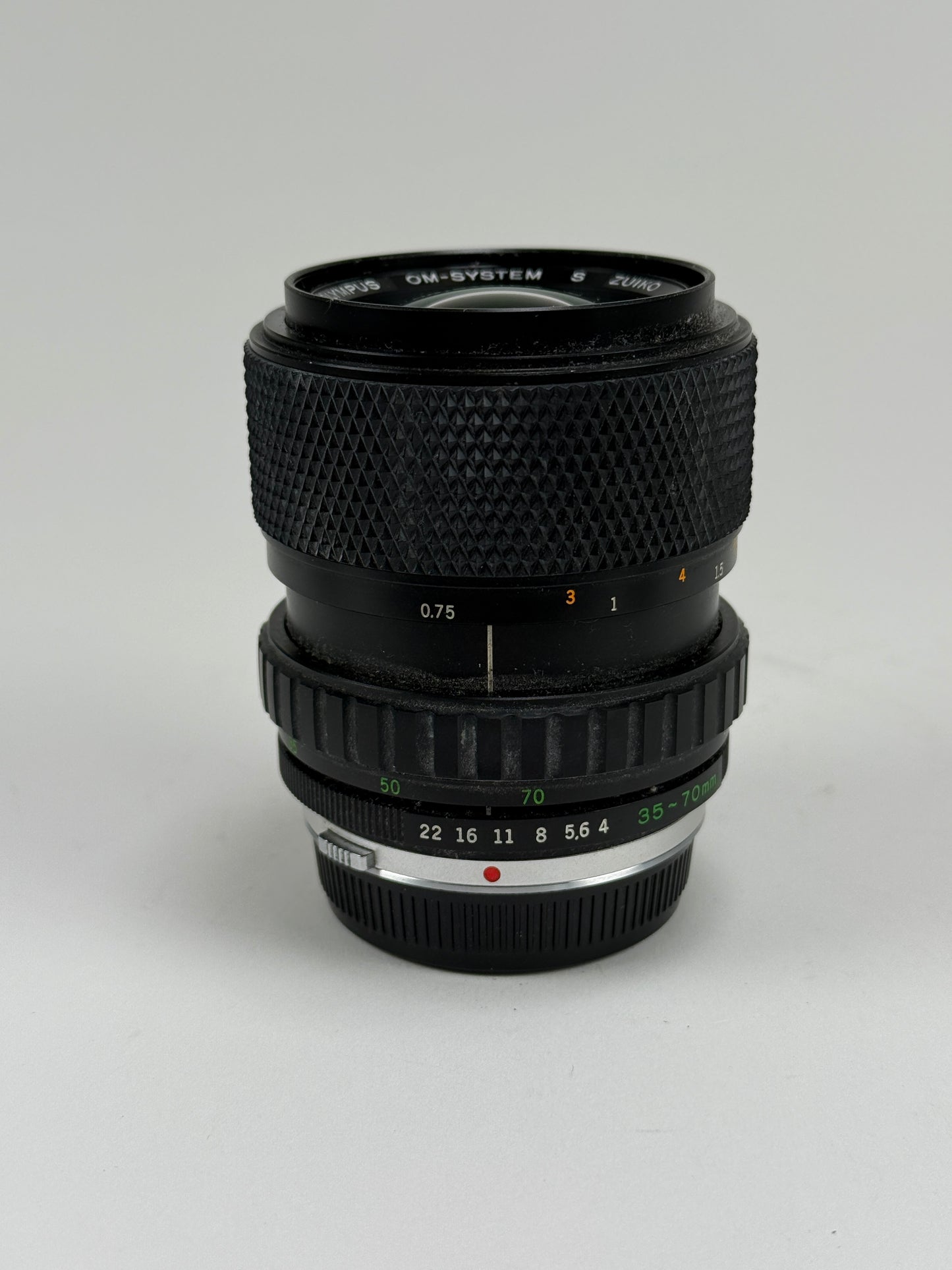 Olympus OM S Zuiko Auto-Zoom 35-70mm F4 Wide Zoom Lens