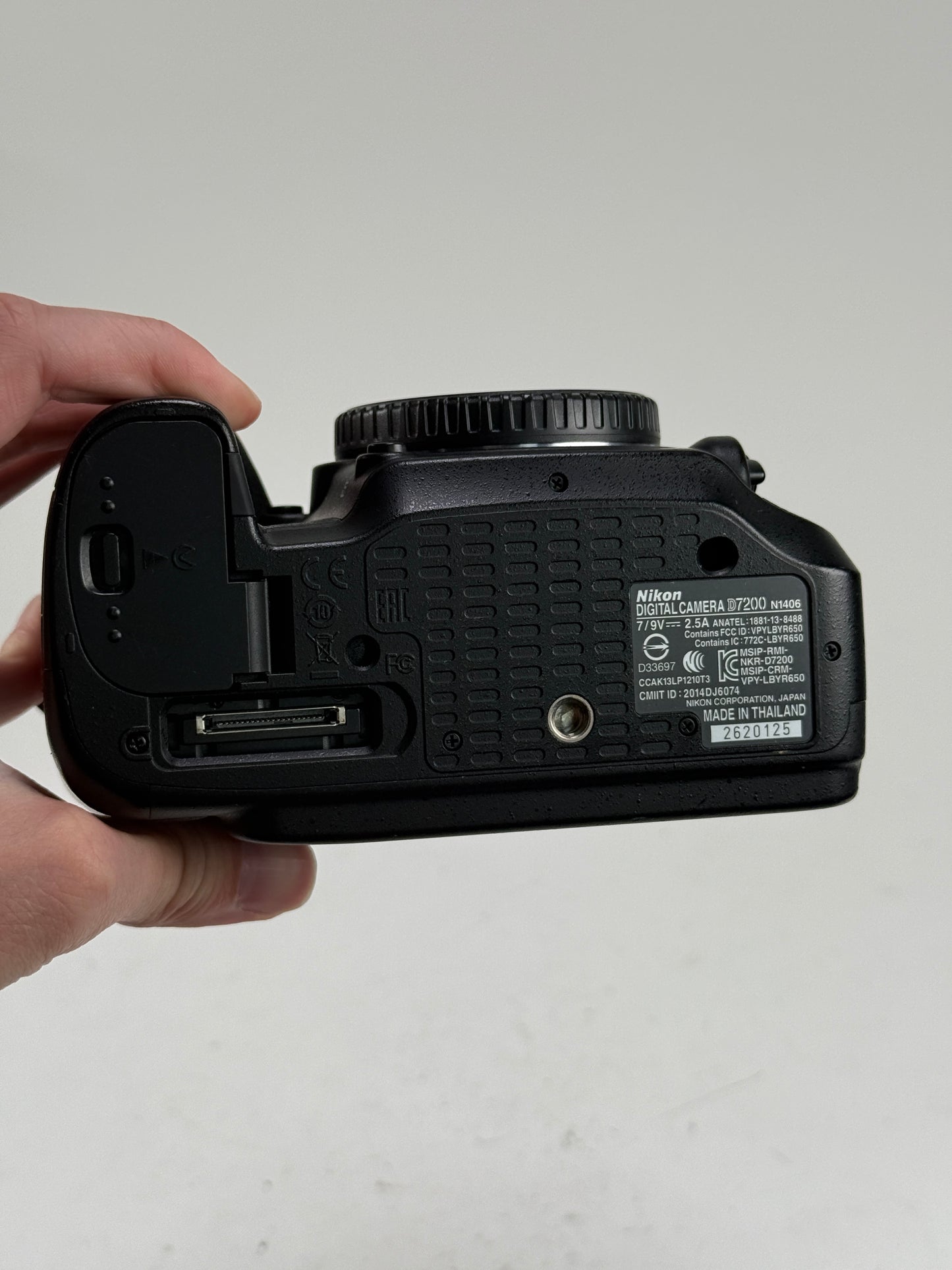 Nikon D7200 24.2MP DSLR Camera Body