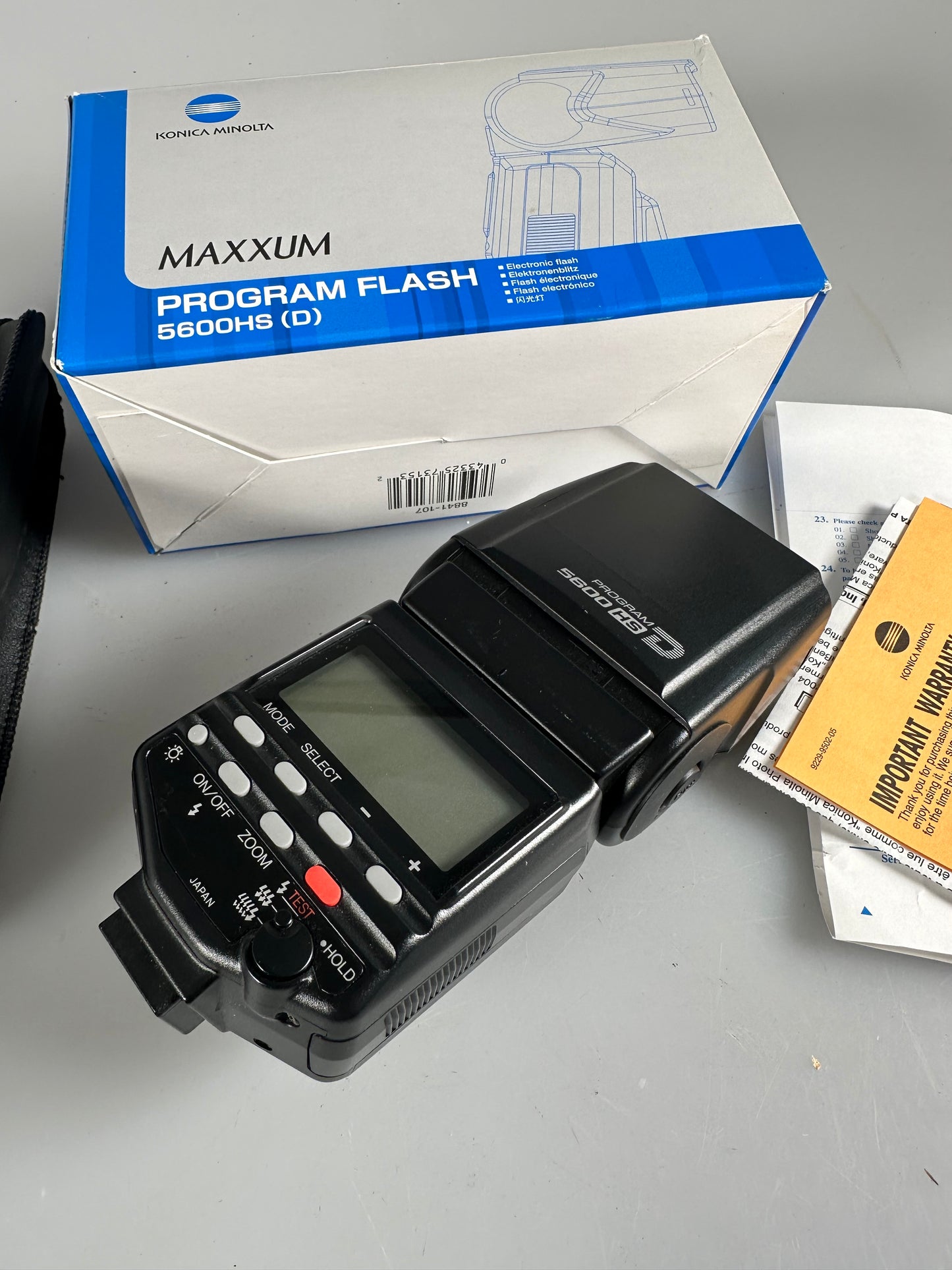 Minolta Program 5600HS (D) Shoe Mount Flash Maxxum