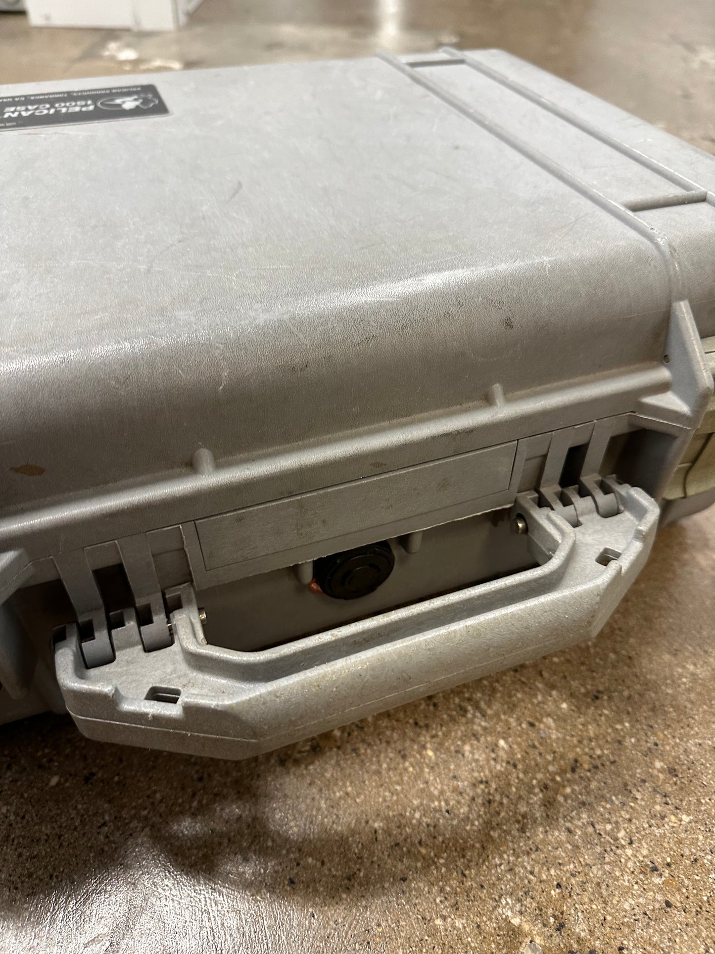 Pelican 1500 Hard Case (gray)