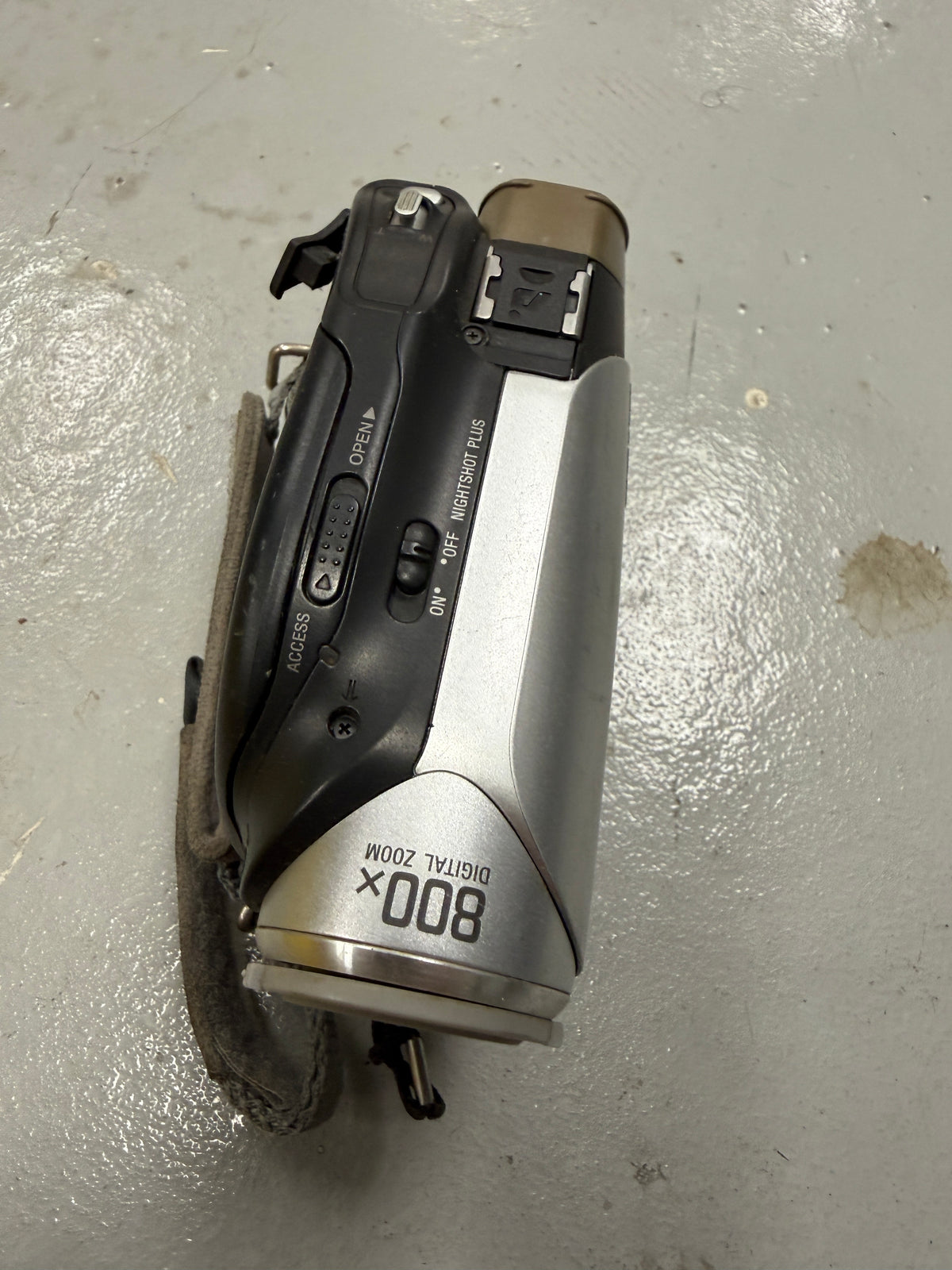 SONY Handycam DCR-DVD92 Video Recorder Camcorder