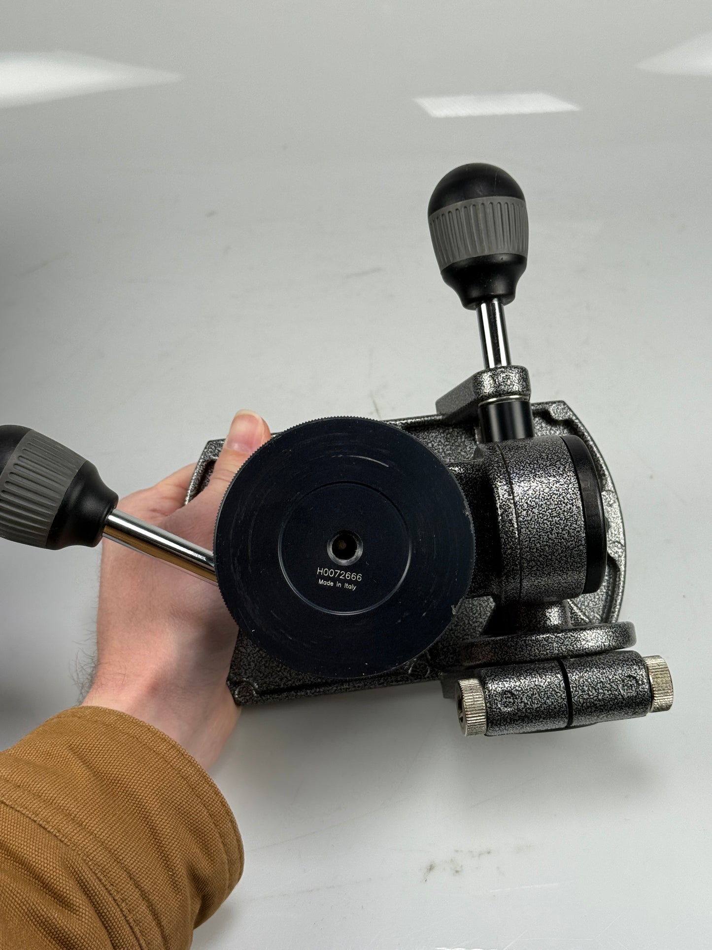 Gitzo G1570M 3Way Tripod Head Low Profile