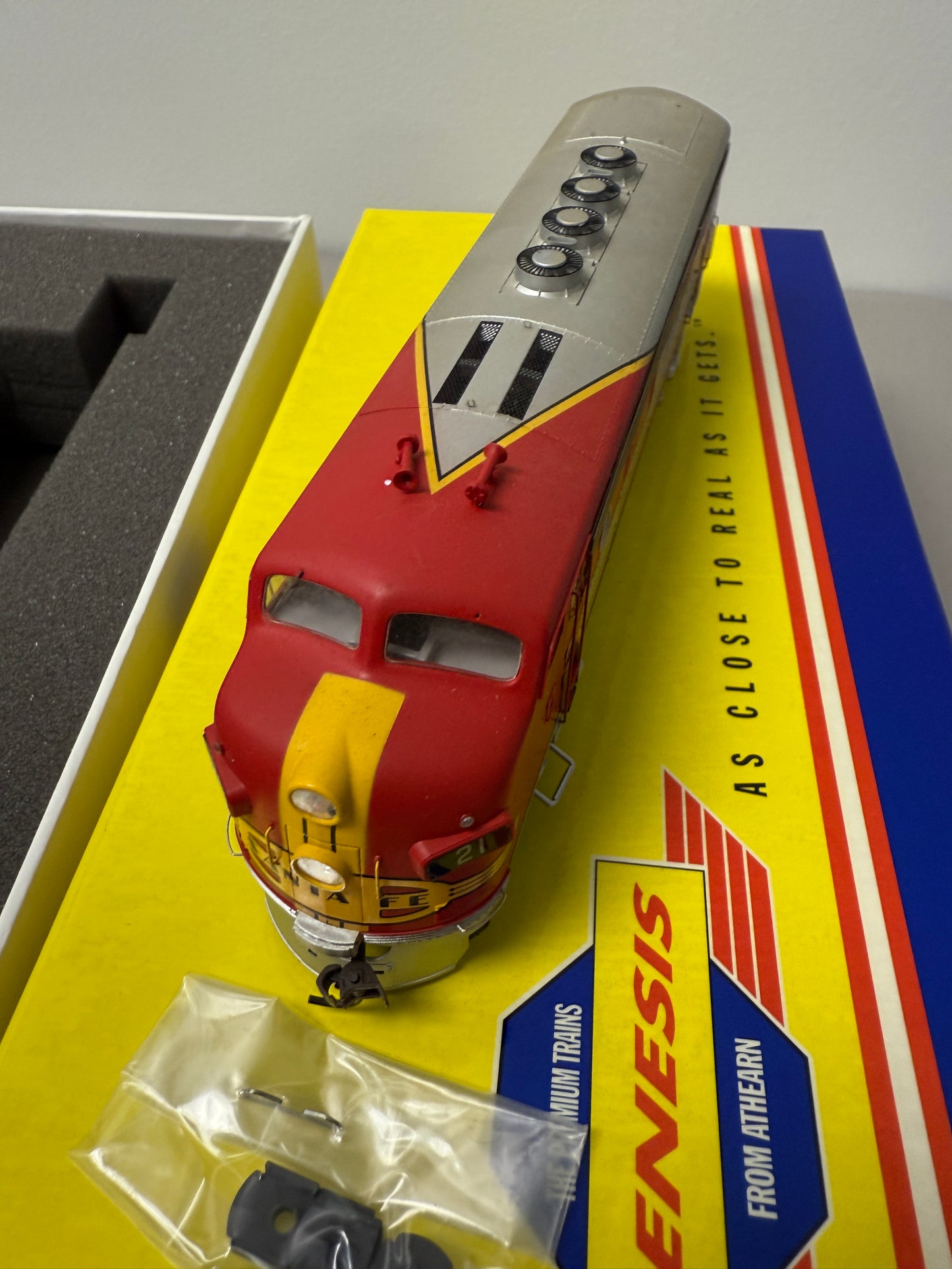 Athearn G1500AA Ho Genesis Santa Fe #21 F-7A Phase 1 Diesel #37L