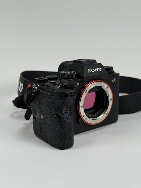 Sony Alpha A1 50.1MP E-mount Mirrorless Full Frame Digital Camera SC: 765