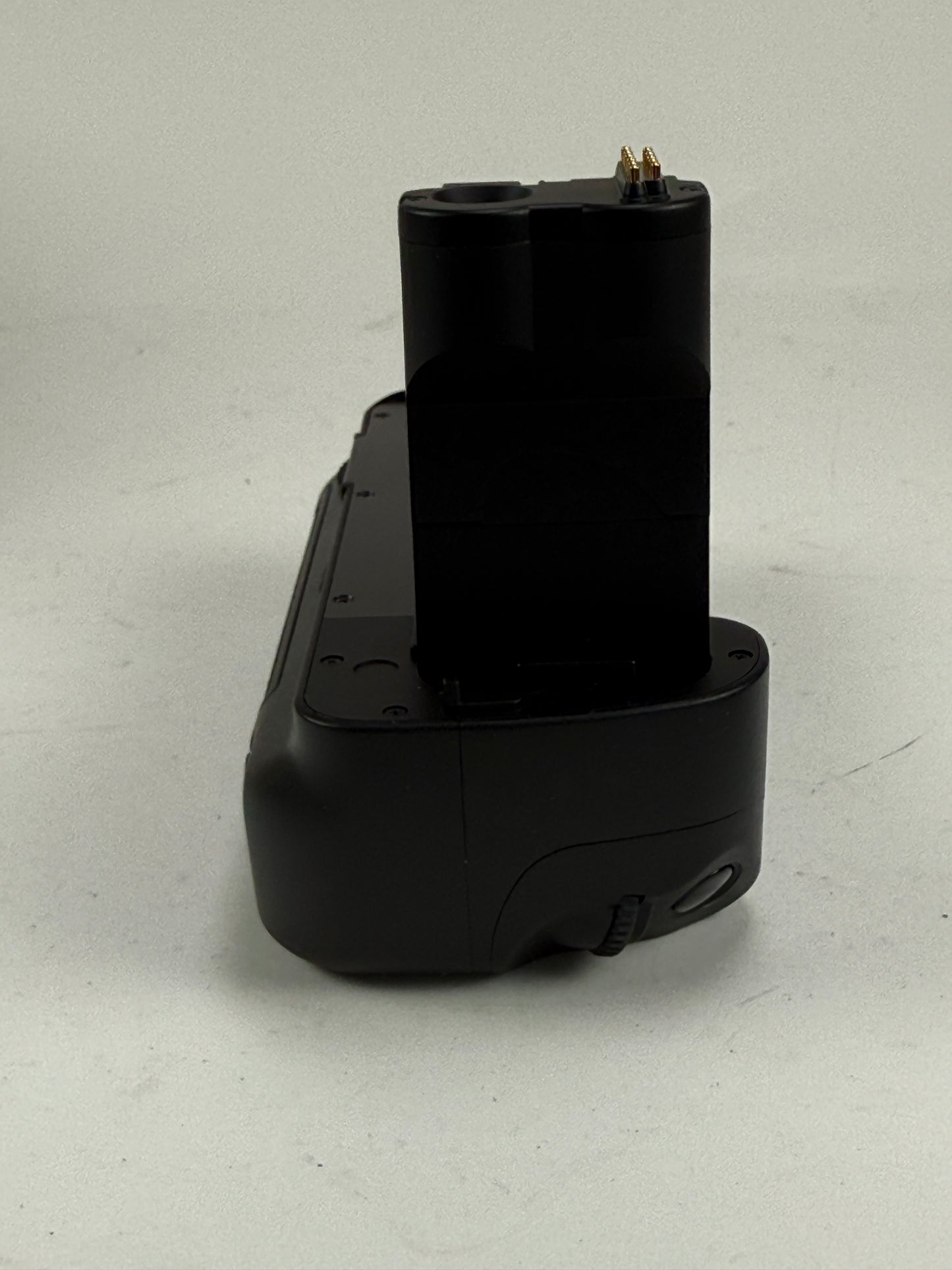 Genuine Canon Battery Grip BG-ED3 for Canon EOS 10D, D30, D60 Cameras