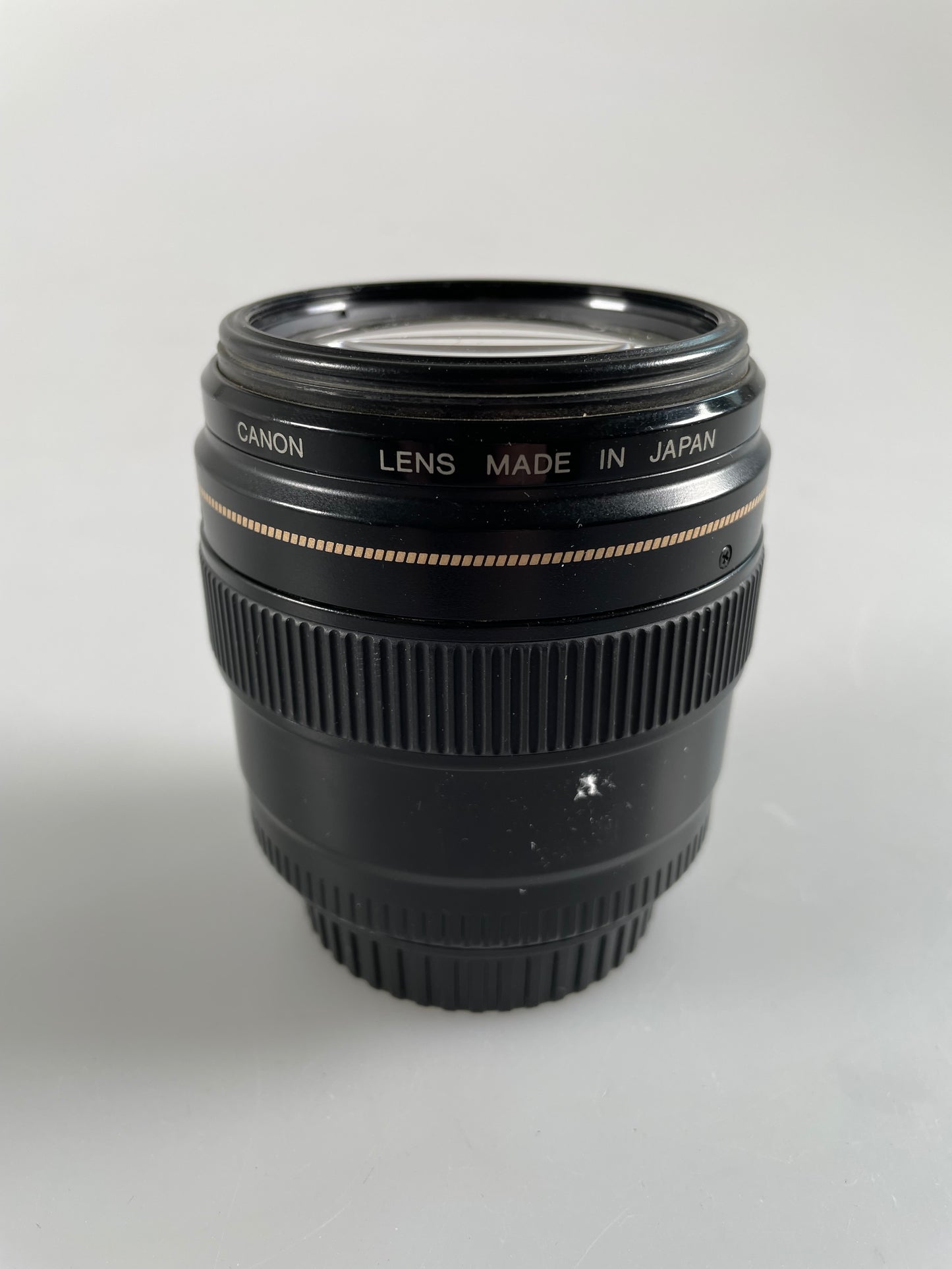 Canon EF 100mm f2 USM Lens