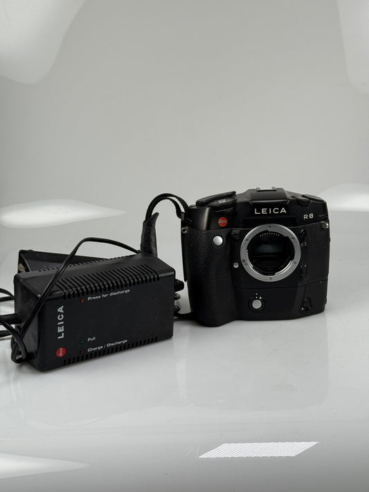 Leica R8 R 8 Black SLR 35mm Film Camera Body 14313 with motor winder