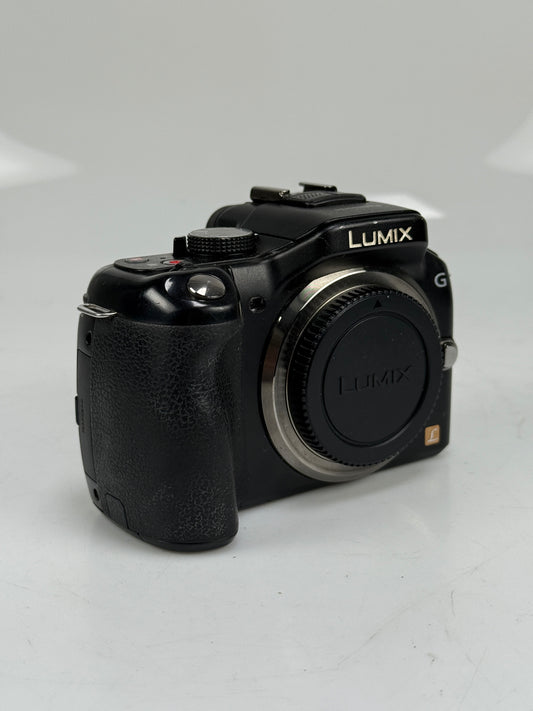 Panasonic Lumix DMC-G5 Mirrorless MFT Digital Camera Body