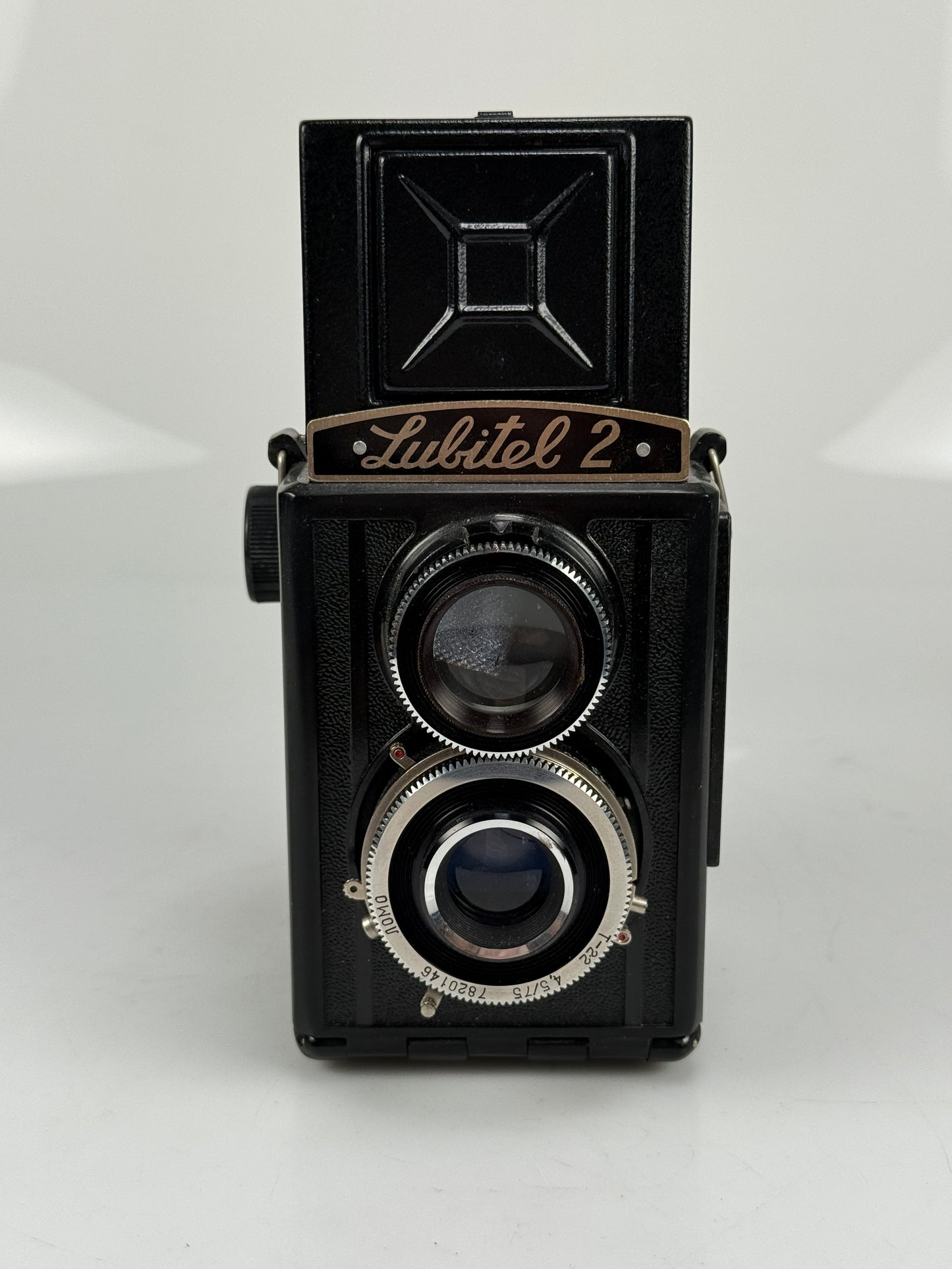 Lomo Lubitel 2 Soviet TLR Lens Medium Format Camera T-22 75 mm 4.5 lens