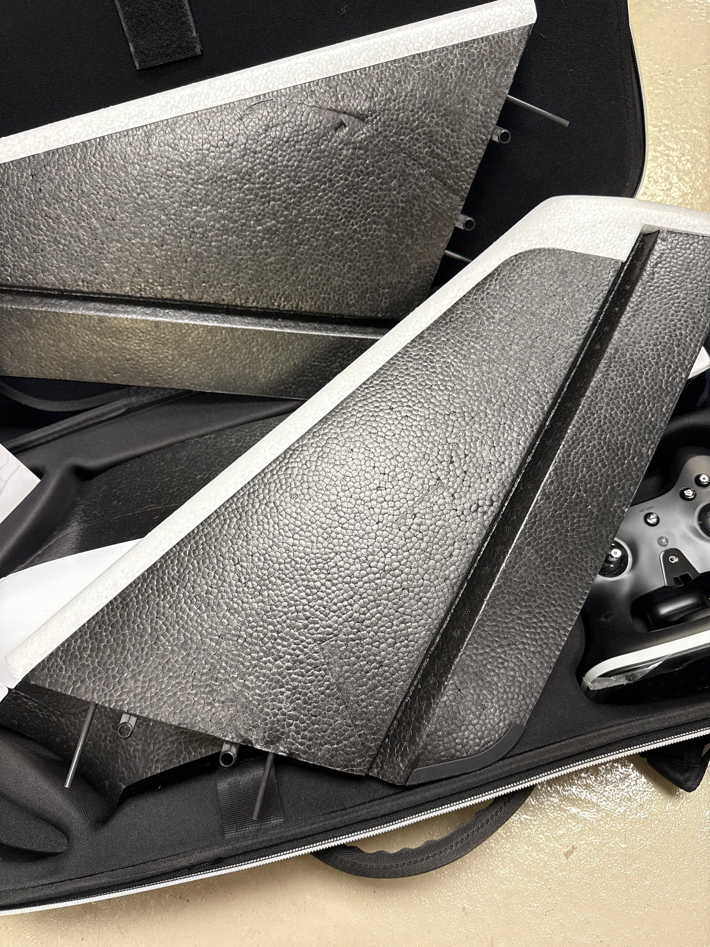 Parrot Disco FPV Fixed-Wing Drone w/ controller and goggles