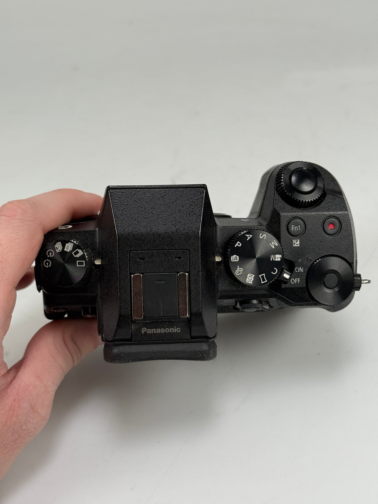 Panasonic Lumix DMC-G7 16MP Mirrorless MFT Digital Camera Body