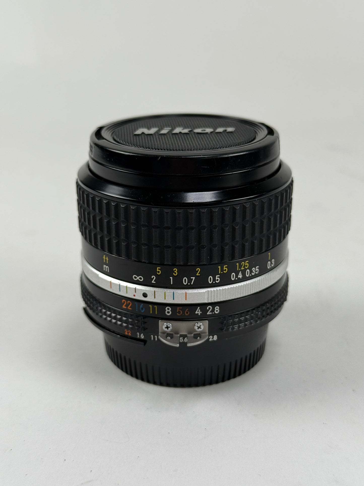 Nikon Nikkor AIS AI-S 24mm f2.8 35mm camera Lens
