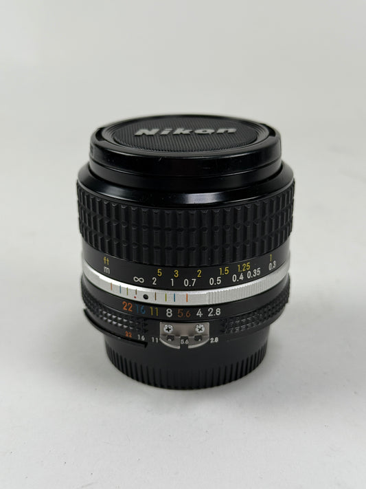 Nikon Nikkor AIS AI-S 24mm f2.8 35mm camera Lens
