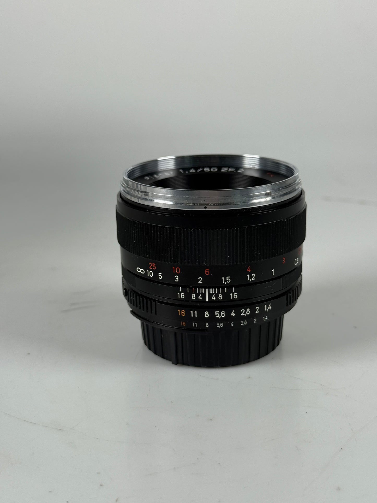 Carl ZEISS PLANAR T * 50mm f1.4 ZF.2 for Nikon Ai-s Manual Focus Lens black