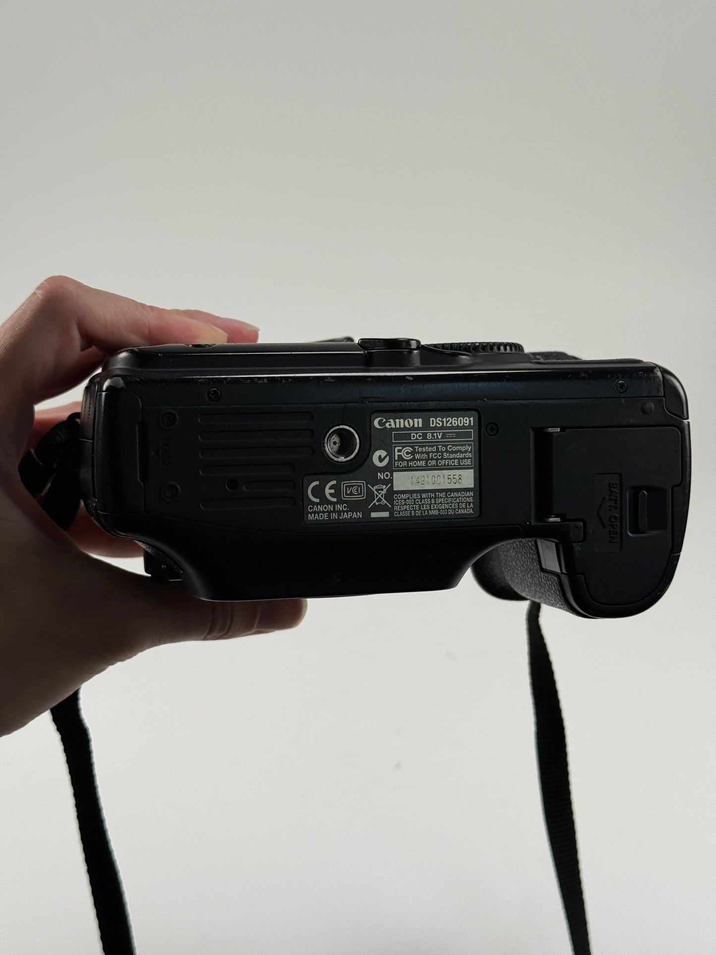Canon EOS 5D Classic Body 12.8 MP Full Frame DSLR Camera (Copy)