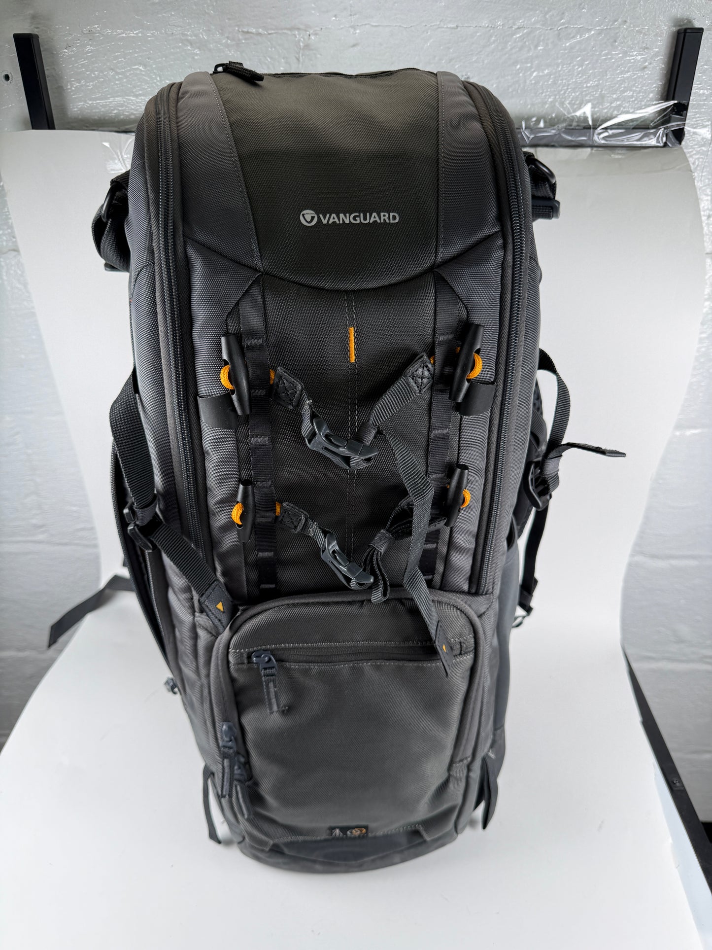 VANGUARD ALTA SKY 66 Camera Backpack Gray Super Telephoto Compatible