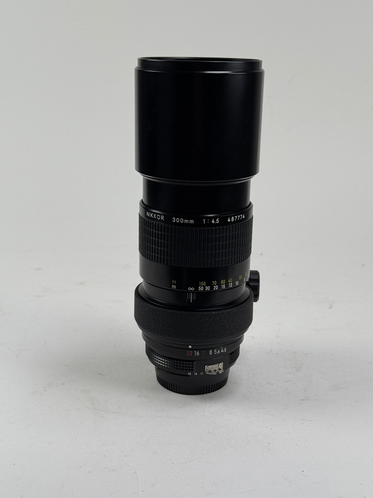 Nikon AI Nikkor 300mm f4.5 Telephoto Lens