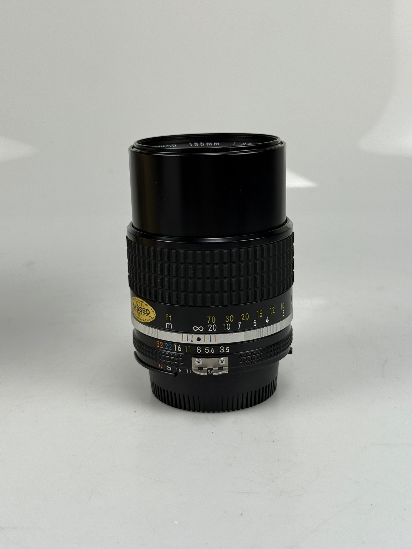 Nikon Ai-s Ais Nikkor 135mm f3.5 Telephoto MF Lens