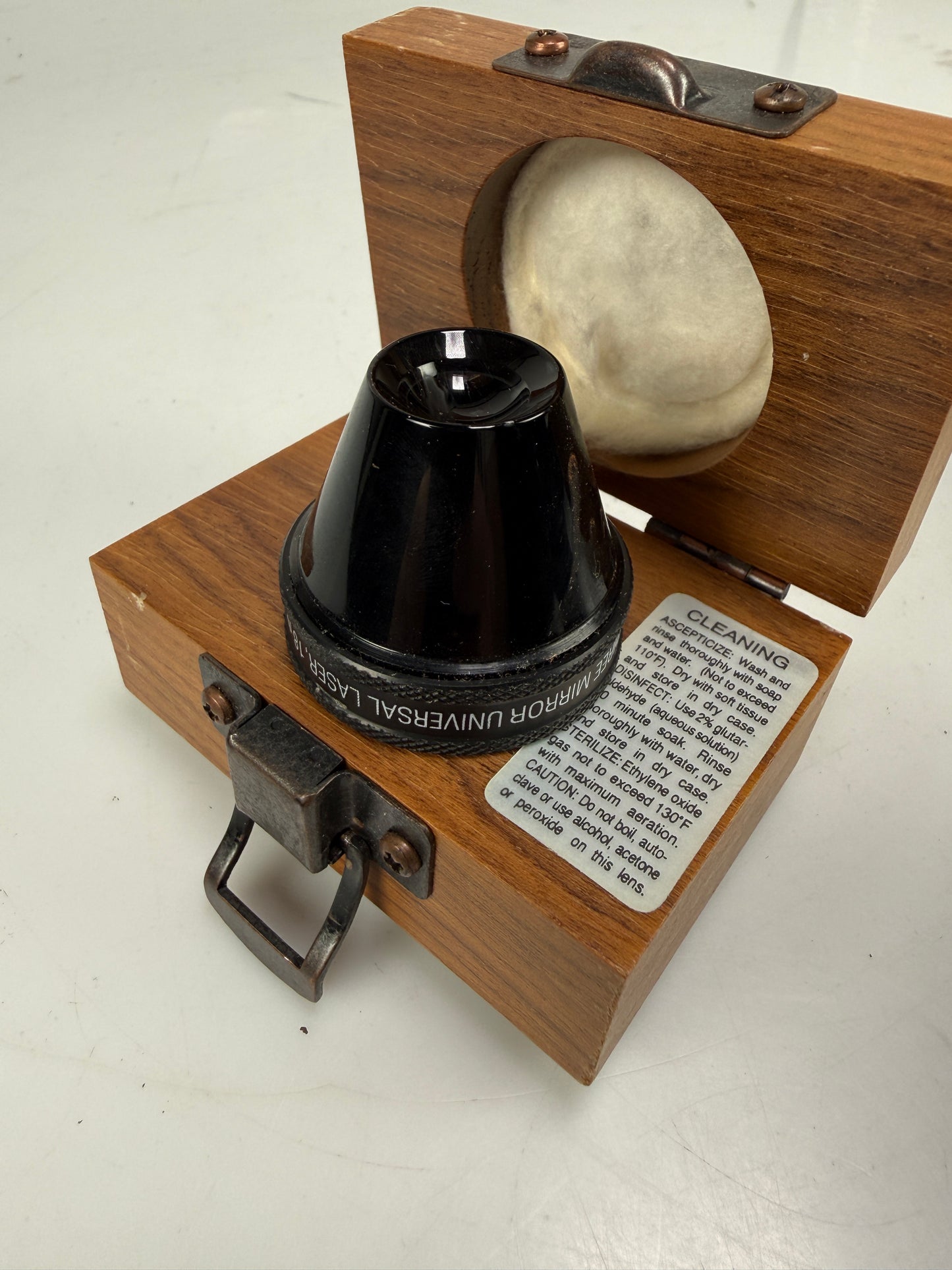 OCULAR INSTRUMENTS Three Mirror Universal Laser 18mm OD Lens with case OG3MA