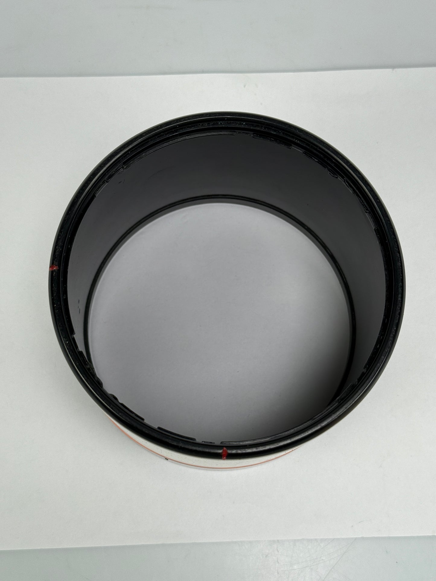 Sony FE 200-600mm G OSS Lens - SEL200600G lens hood