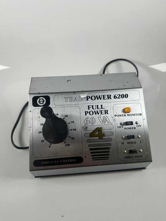 MRC 6200 Trainpower Power Pack (Silver)