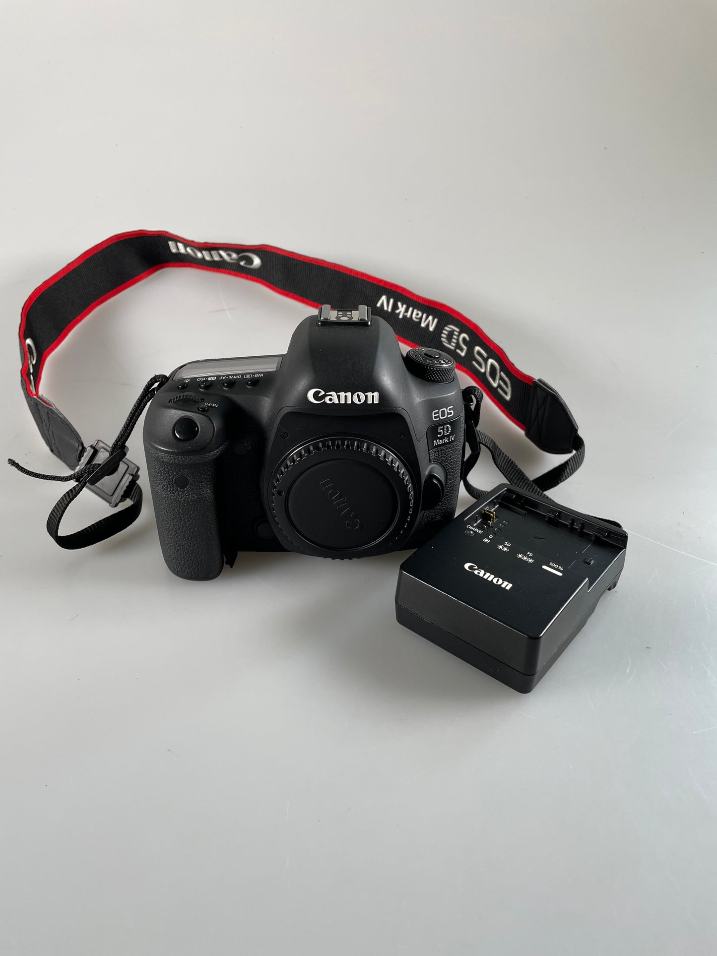 Canon EOS 5D Mark IV 30.4MP Digital SLR Camera Body - Shutter count 17k