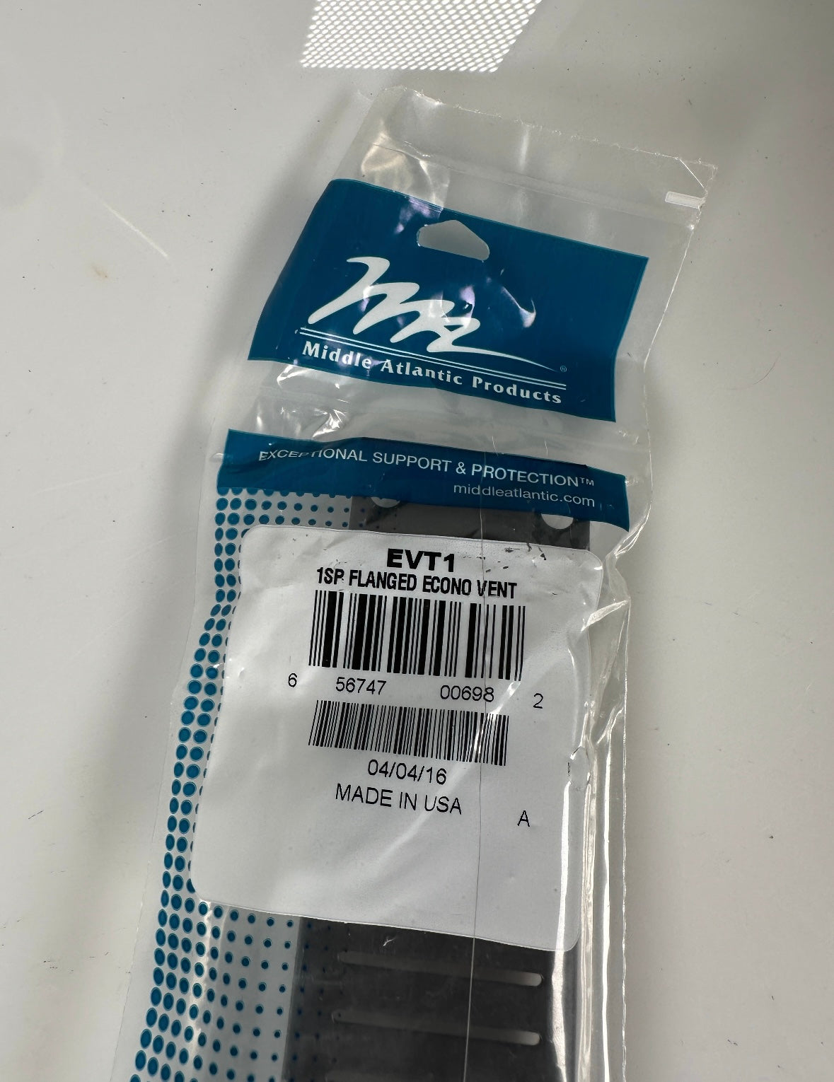 Middle Atlantic Products EVT1 Flanged Econo Vent Panel Rack Vented Surface Airflow lot of 5