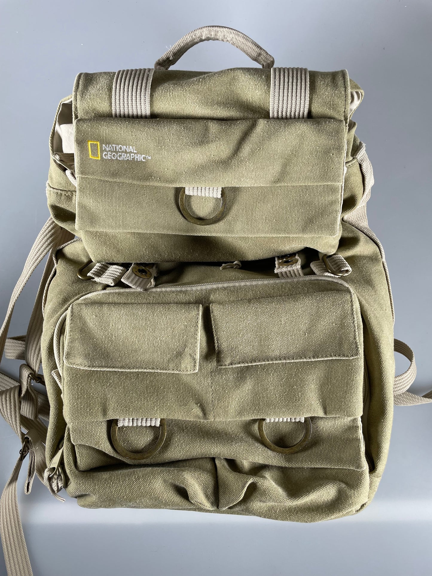 National Geographic earth explorer medium backpack NG-5162 canvas tan