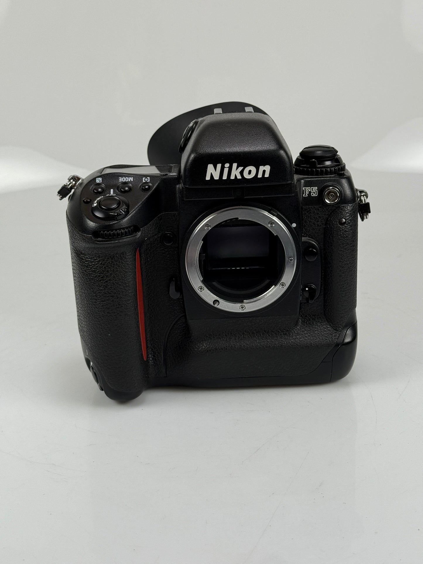 Nikon F5 AF SLR Film Camera Body with data back