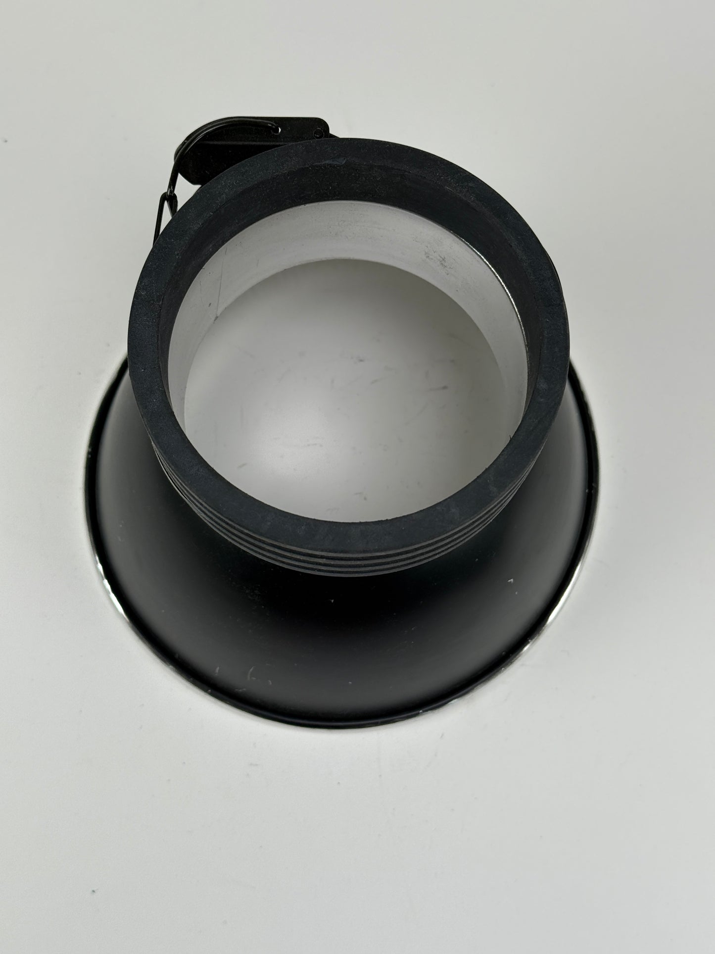Profoto 100610 Zoom Reflector (45-105 degrees) - Used