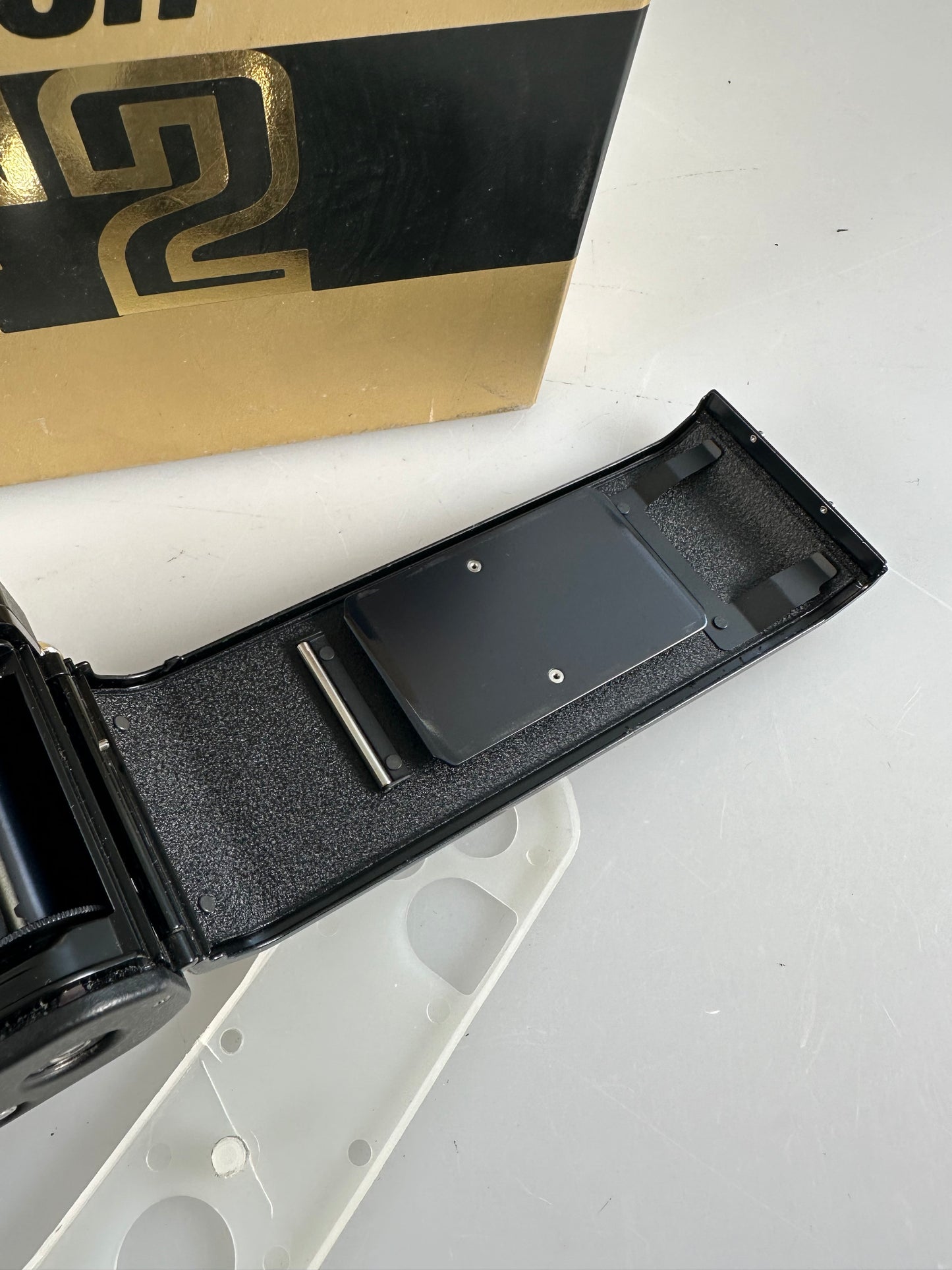 Nikon F2 T F2T Titan Eye Level Film Camera SLR Body in box