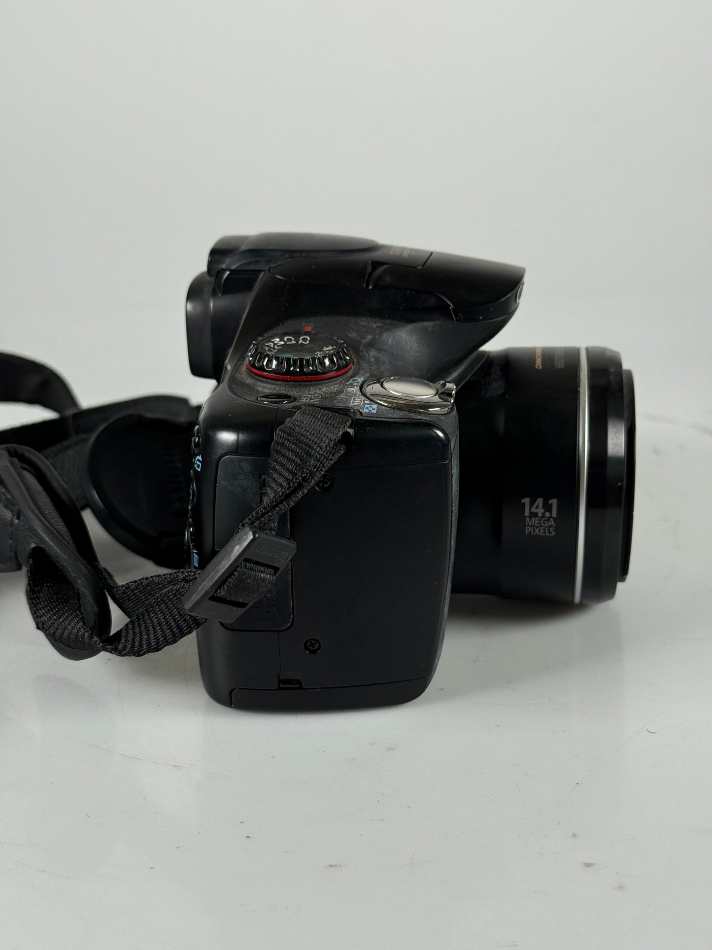 Canon PowerShot SX30 IS 14.1MP Digital Camera w/35x Zoom