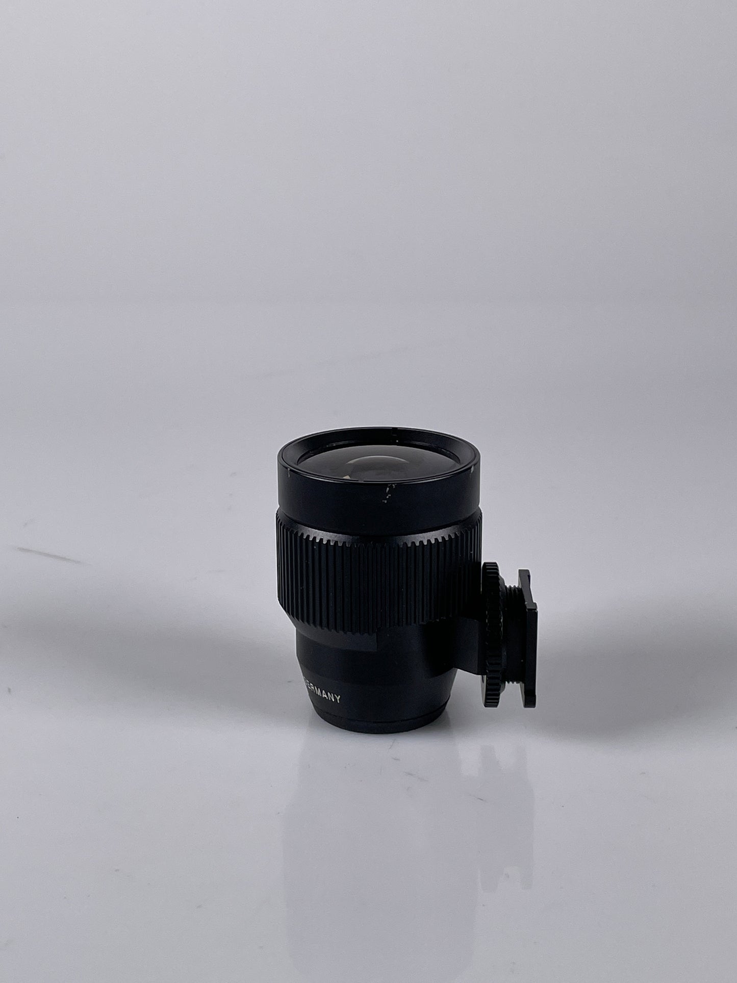 Leica Camera Variable Viewfinder M #12013 for 21mm / 24mm / 28mm Leica M System